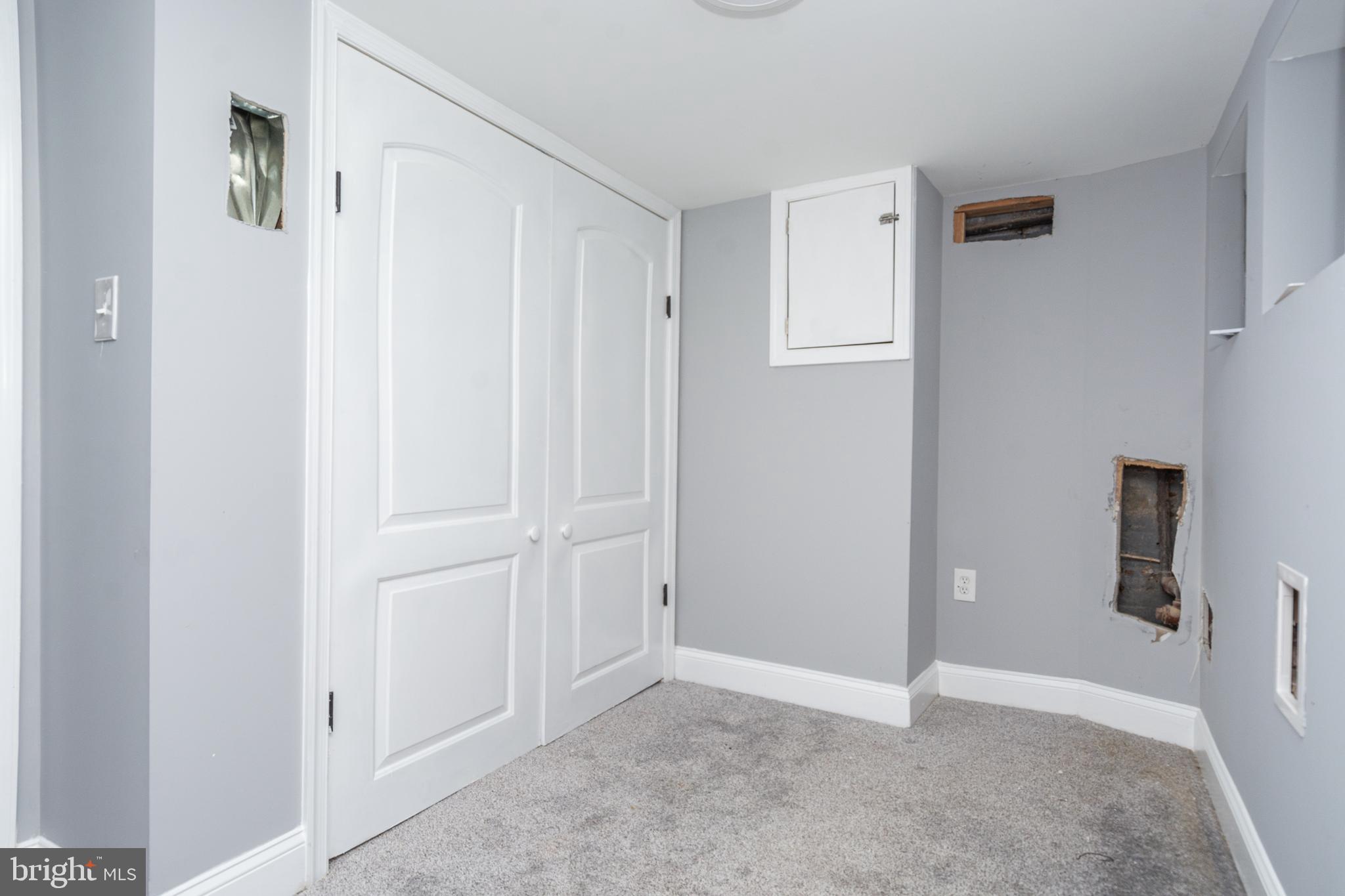 COLD SPRING NEWTOWN - Residential