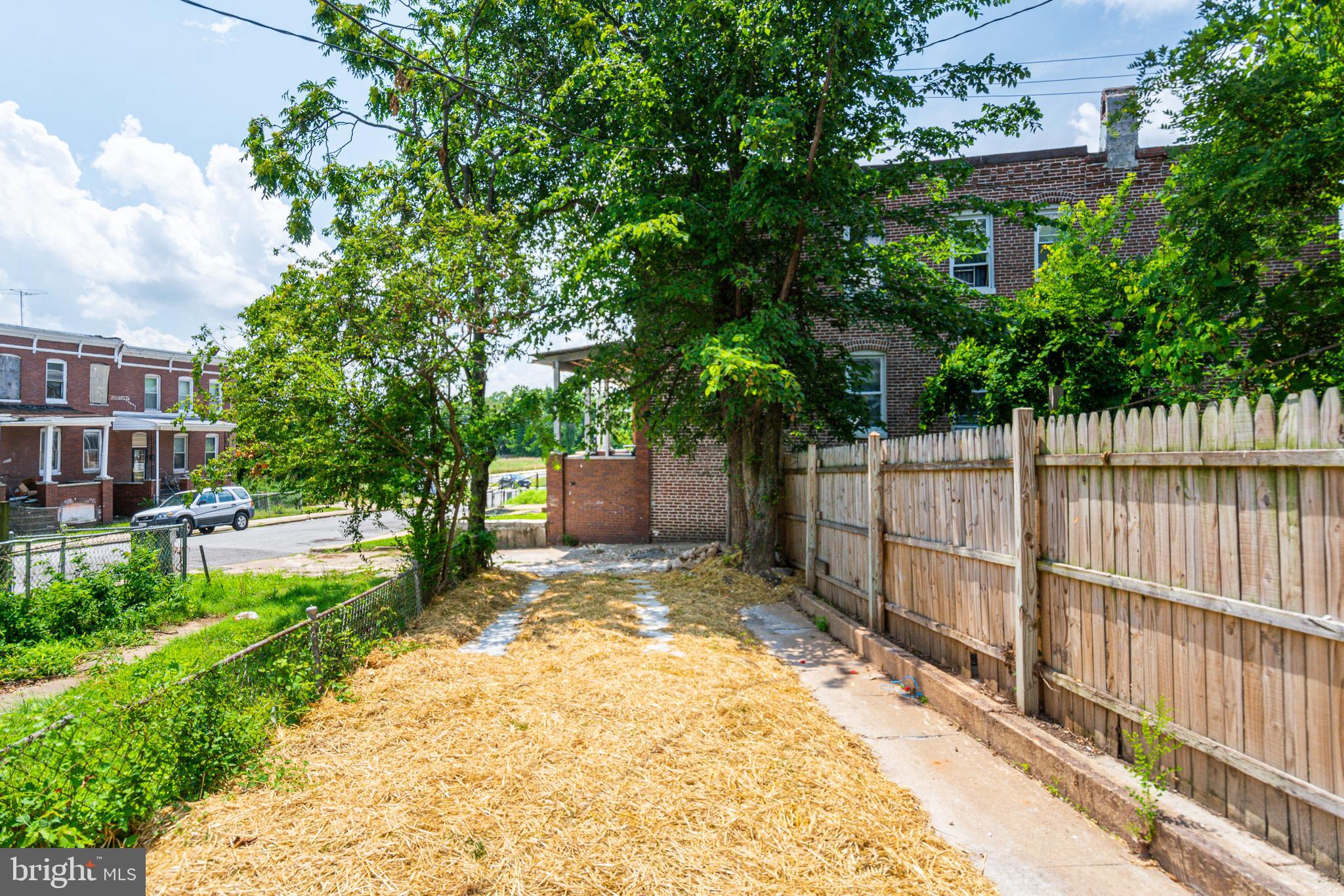 COLD SPRING NEWTOWN - Residential