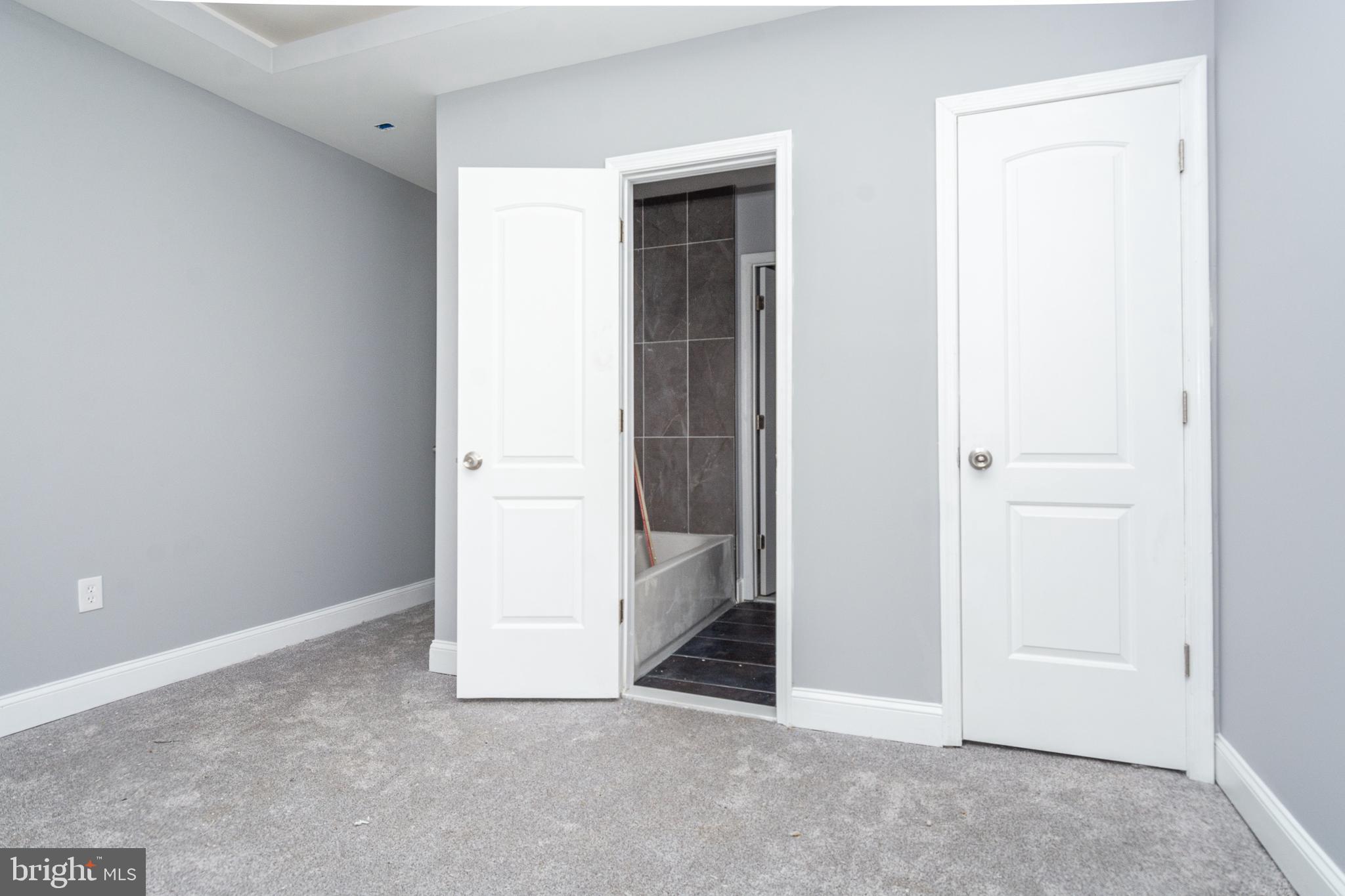 COLD SPRING NEWTOWN - Residential