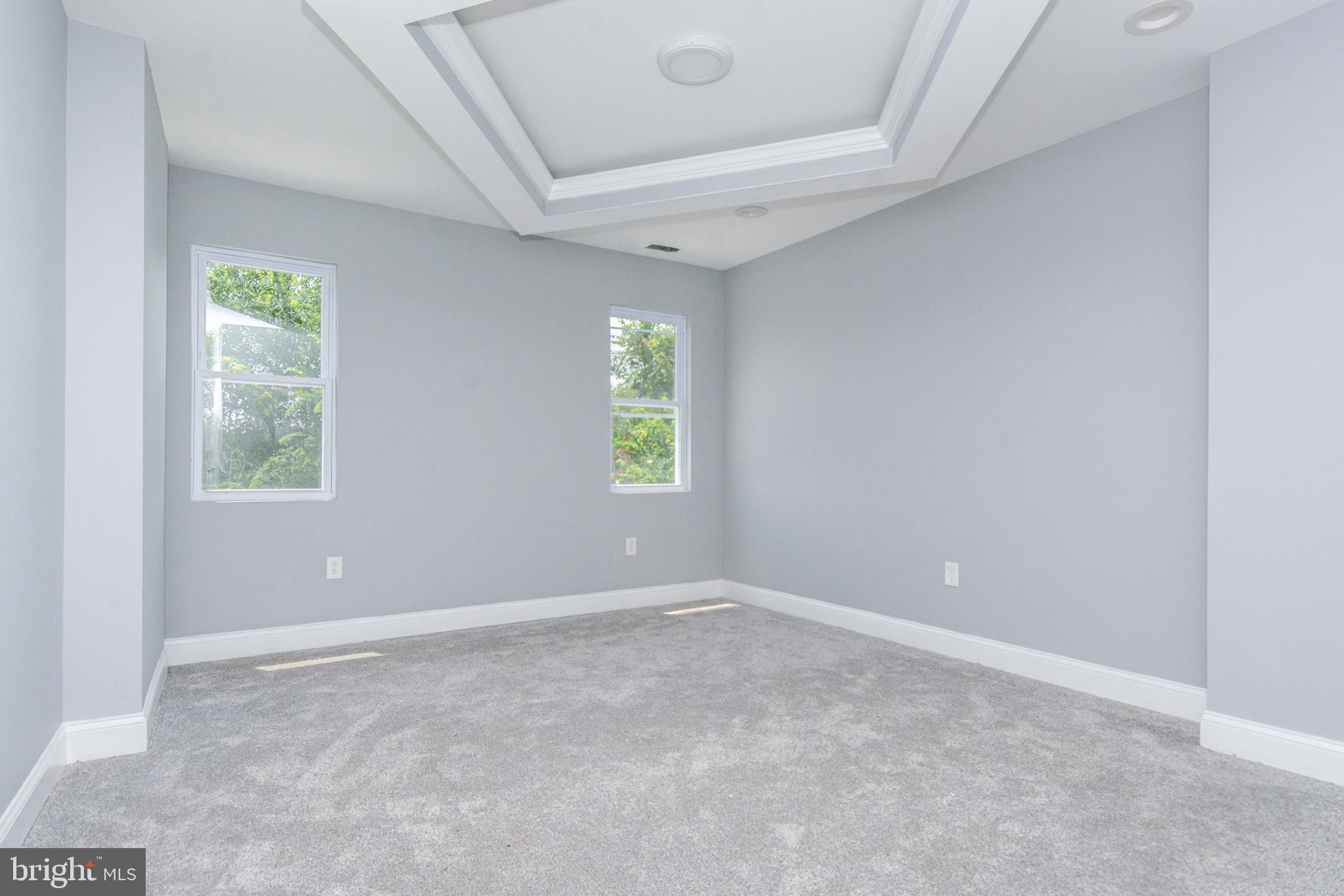 COLD SPRING NEWTOWN - Residential