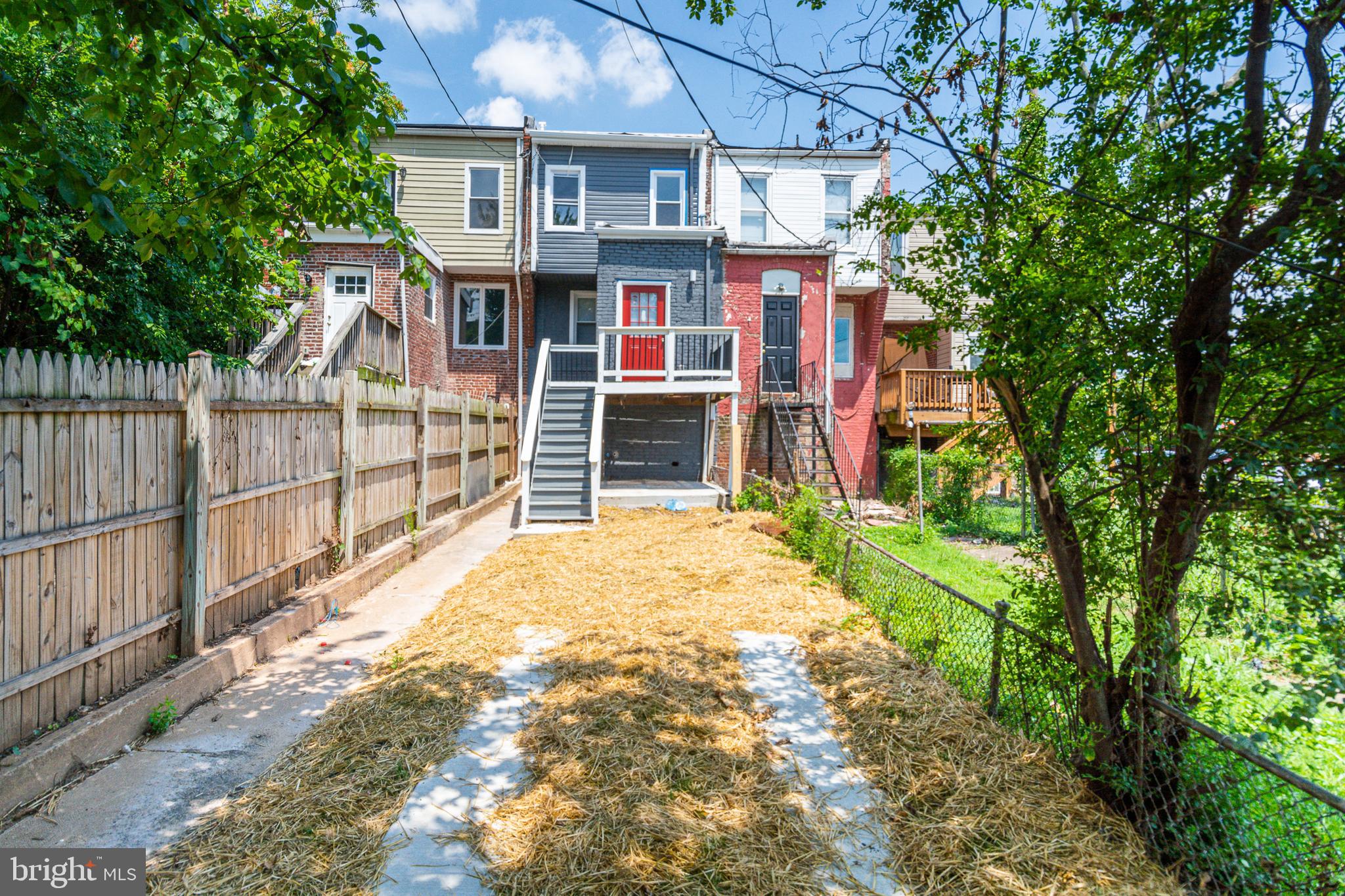 COLD SPRING NEWTOWN - Residential