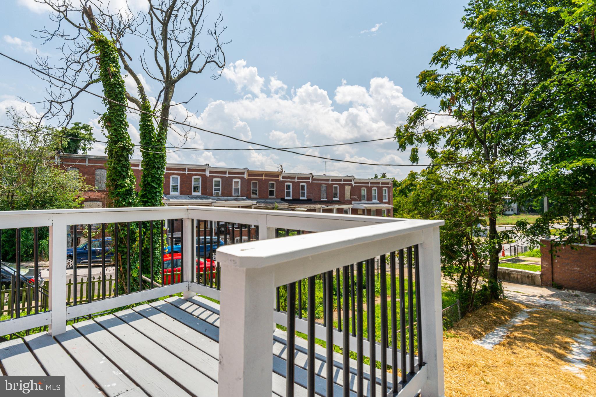 COLD SPRING NEWTOWN - Residential