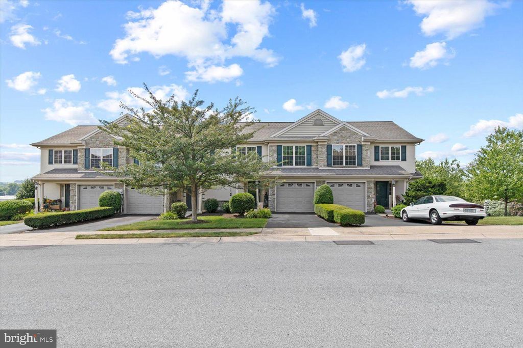 Photo of 740 Skywalk Lane, Lancaster, PA 17601 (MLS # PALA2052586)