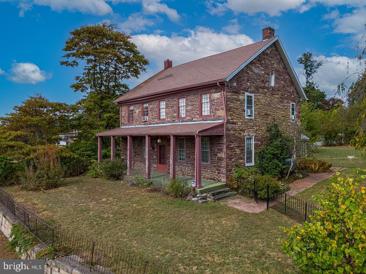 3059 PETERS MOUNTAIN ROAD