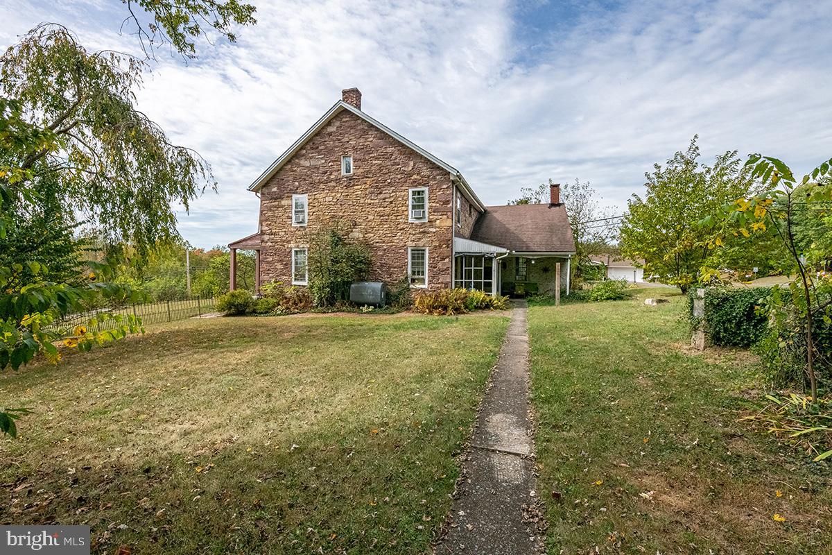 3059 PETERS MOUNTAIN ROAD