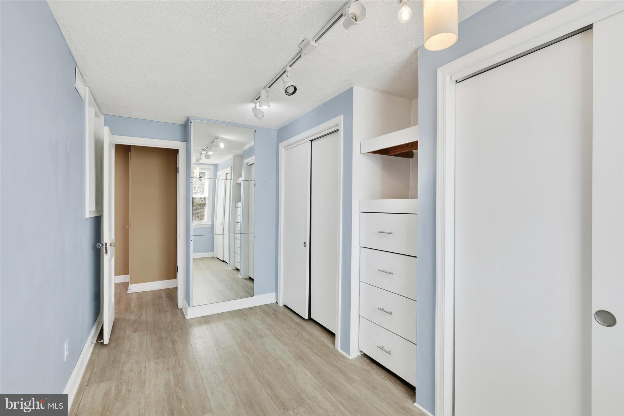 OVERBROOK PARK - Residential