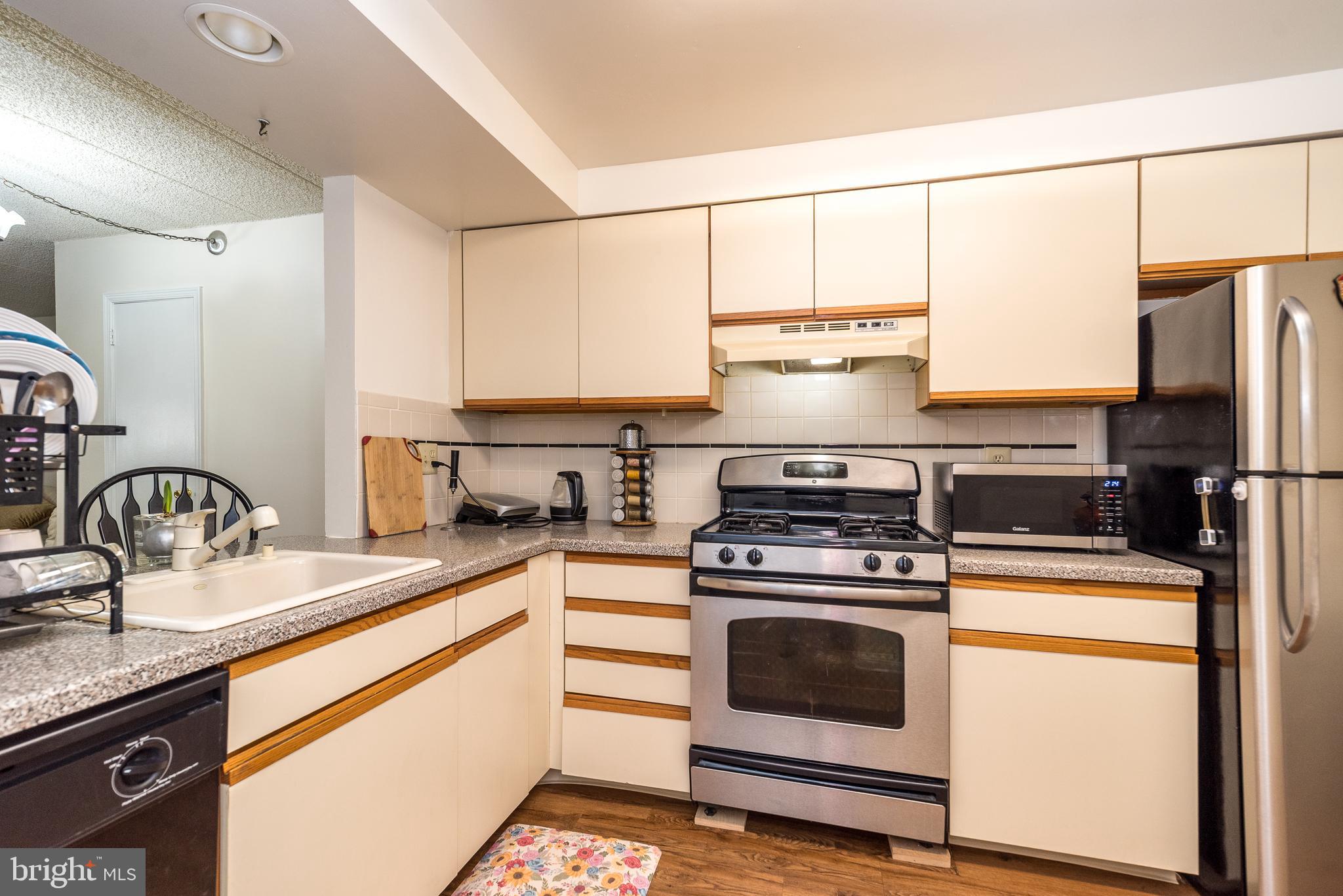 ELKINS PARK - Residential