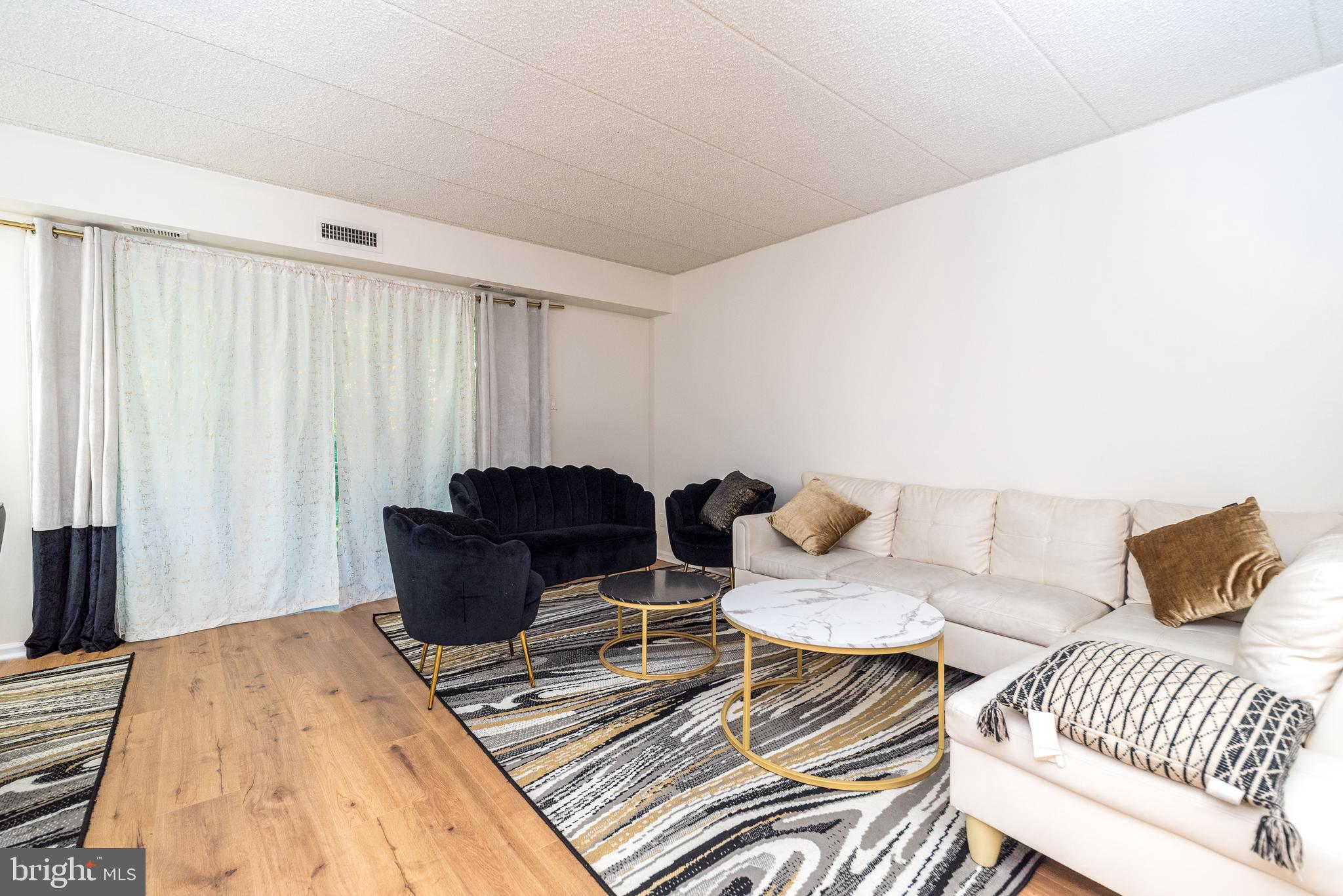 ELKINS PARK - Residential