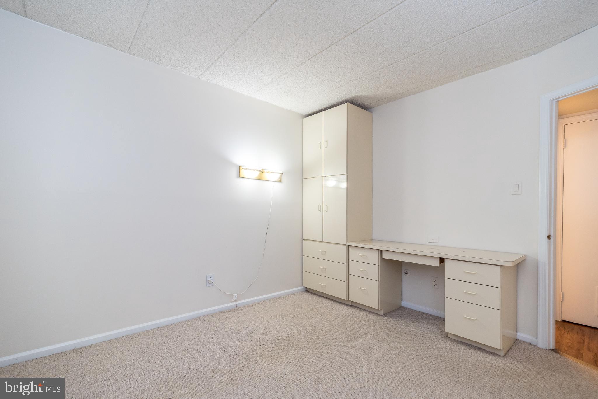 ELKINS PARK - Residential