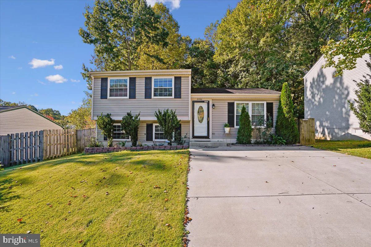 8460 Rippled Creek Court