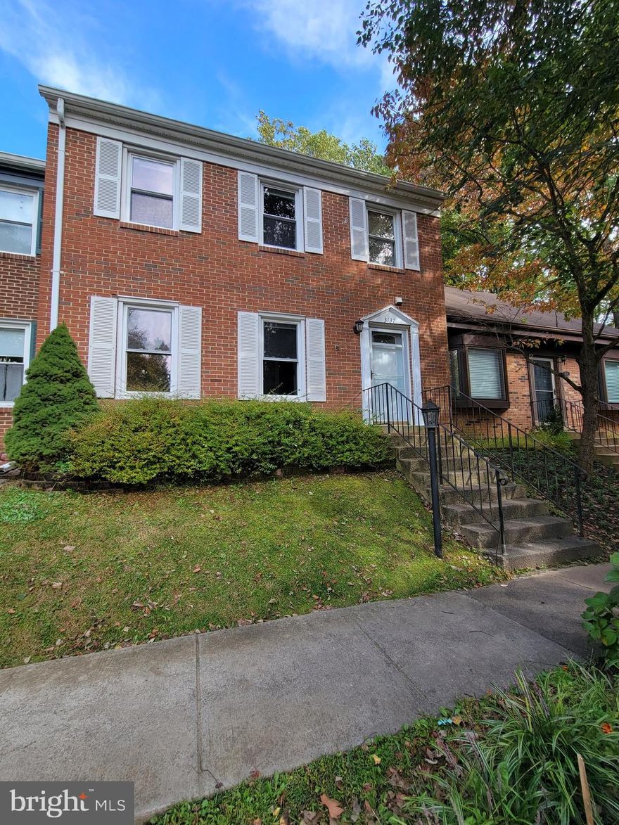 Beautiful town home in excellent Fairfax location featuring  3 bedrooms, 3.5 baths and three levels of living spaces.  Hardwood floors main and upper levels.  Kitchen with custom cabinetry and granite countertops. Replacement of the appliances : Refrigerator less than 2  yrs. dryer 2yrs, washer 4 yrs , 2yrs  stove, 10 yrs  old HVAC, 10 yrs old heat pump, 8yrs sold roof and 8 yrs old water heater, 1 yr new toilet in the basement bathroom. A large deck from the breakfast room and a patio with fenced backyard. Close to Vienna metro, stop,  downtown Fairfax and major commuter routes. Excellent school district! Two assigned parking spaces. Lawn mowing trash and snow removing  are all covered by the homeowner association  paid by the owner.