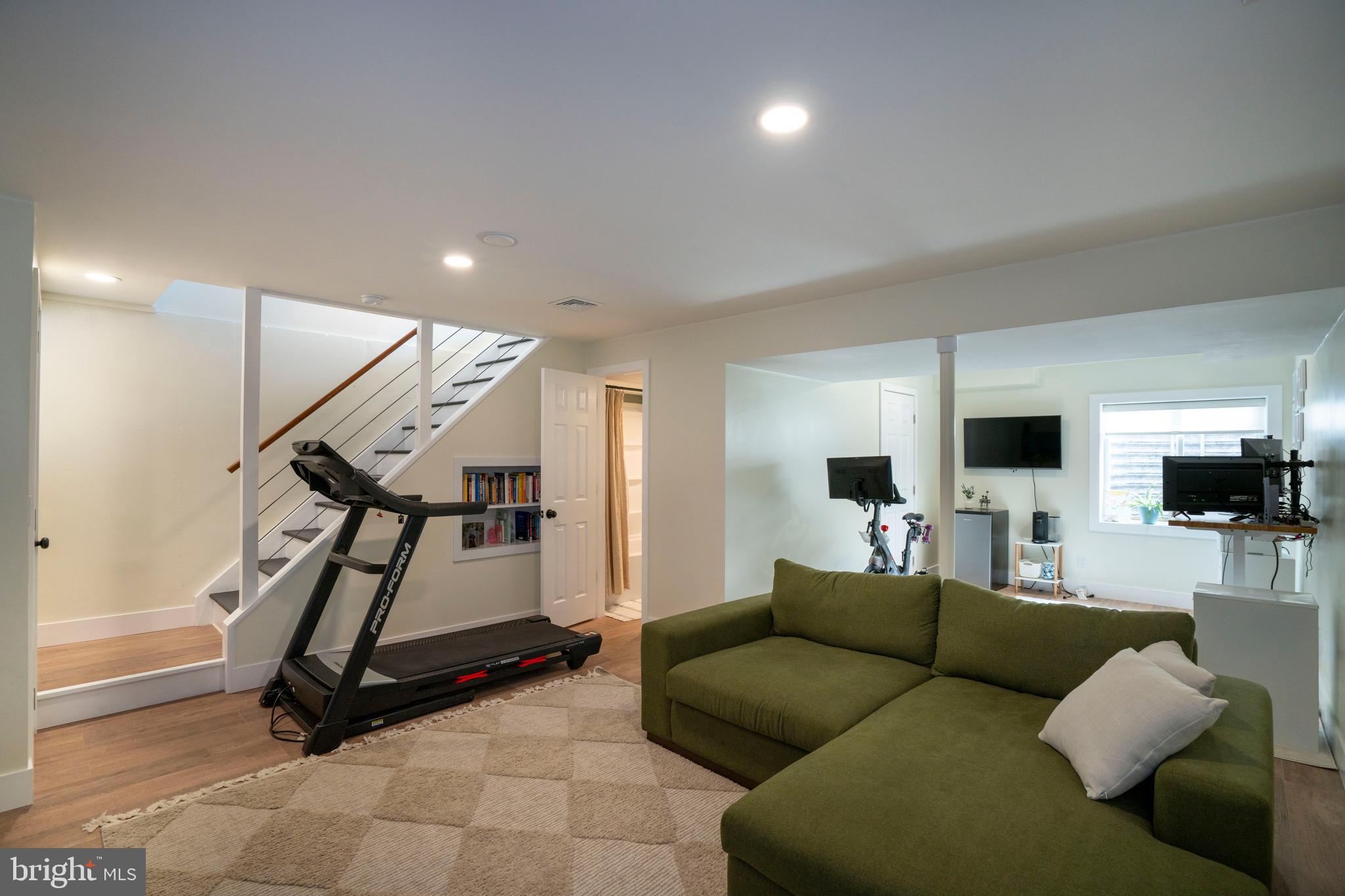 STEEPLECHASE - Residential