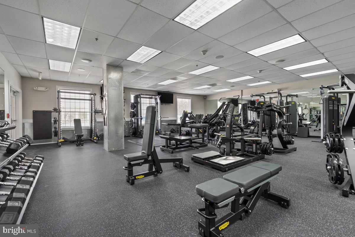 DOMINION VALLEY COUNTRY CLUB - Residential