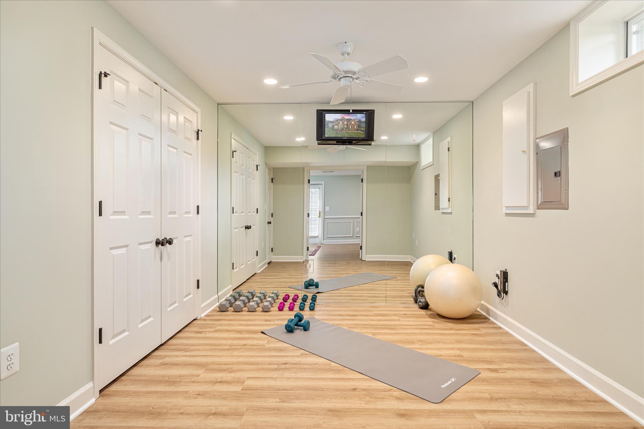 DOMINION VALLEY COUNTRY CLUB - Residential