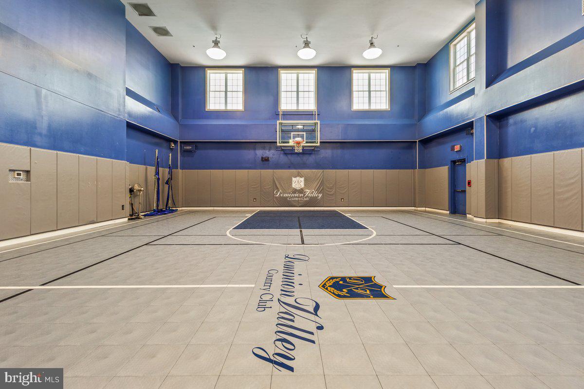 DOMINION VALLEY COUNTRY CLUB - Residential