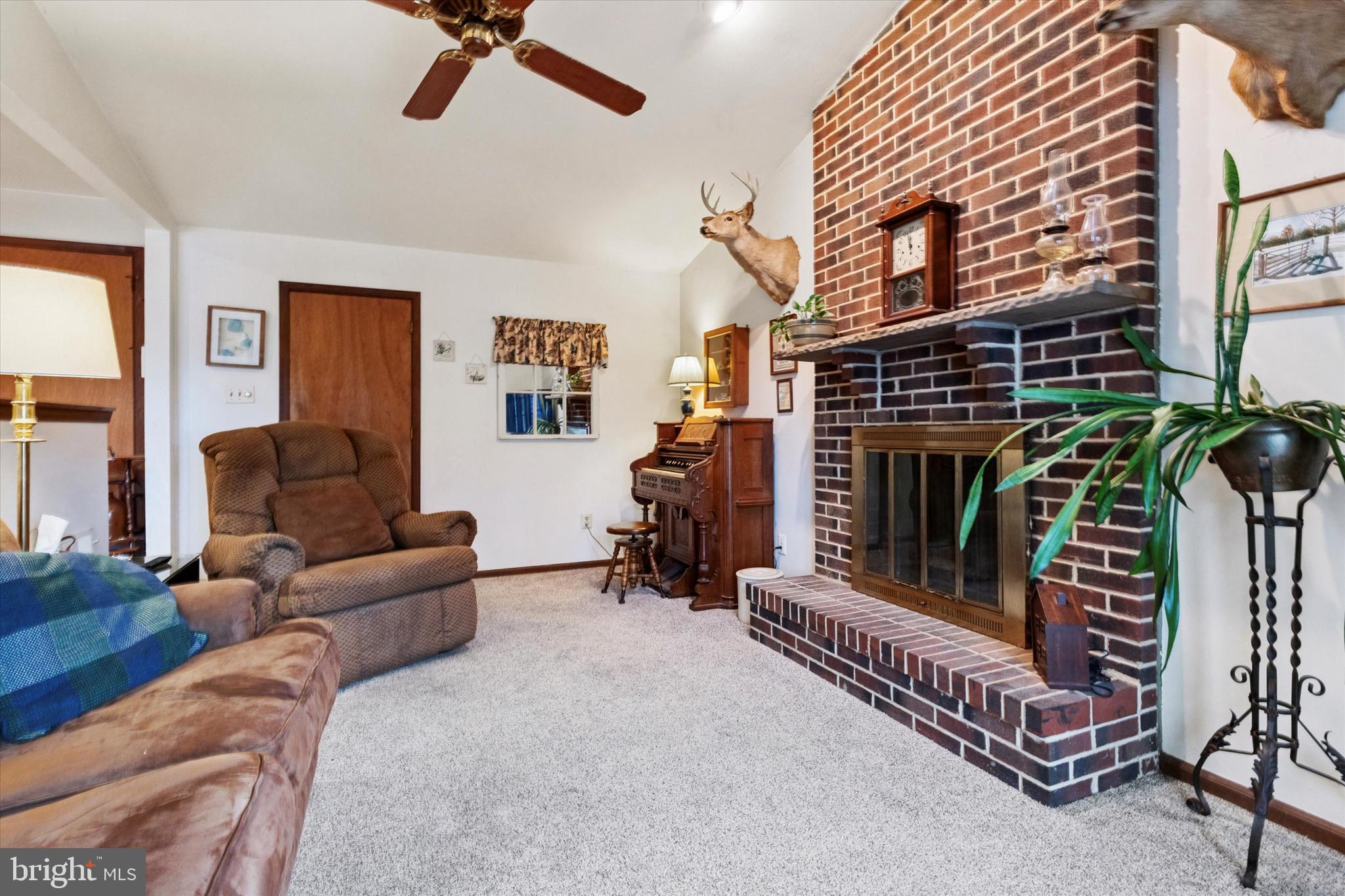 WYNMERE HUNT - Residential