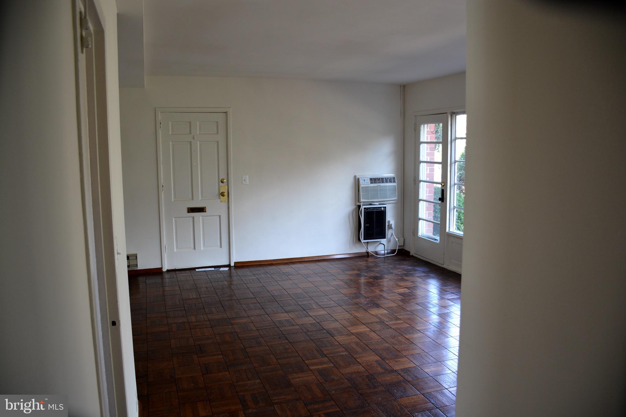 PARKFAIRFAX - Residential Lease