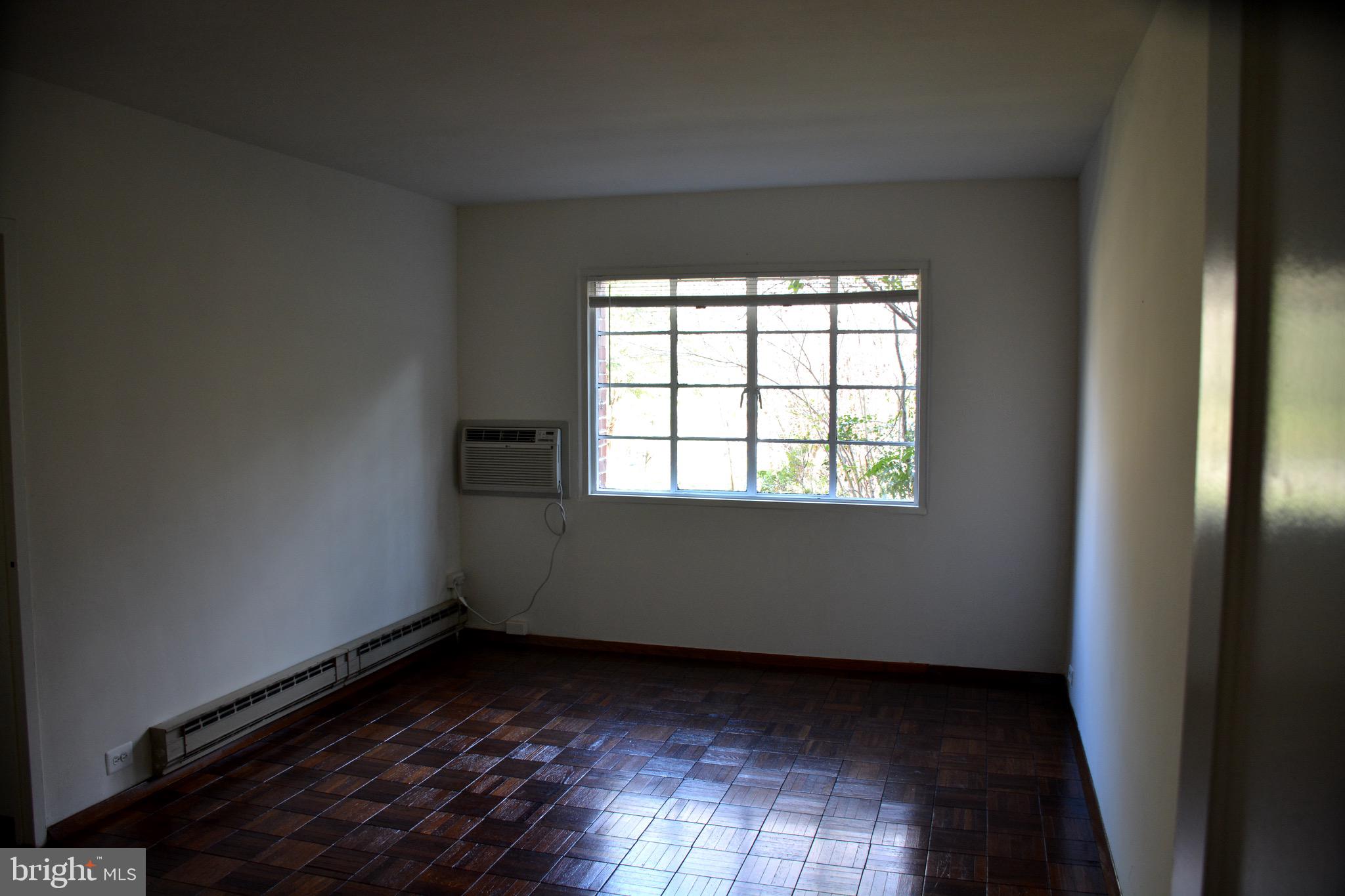 PARKFAIRFAX - Residential Lease