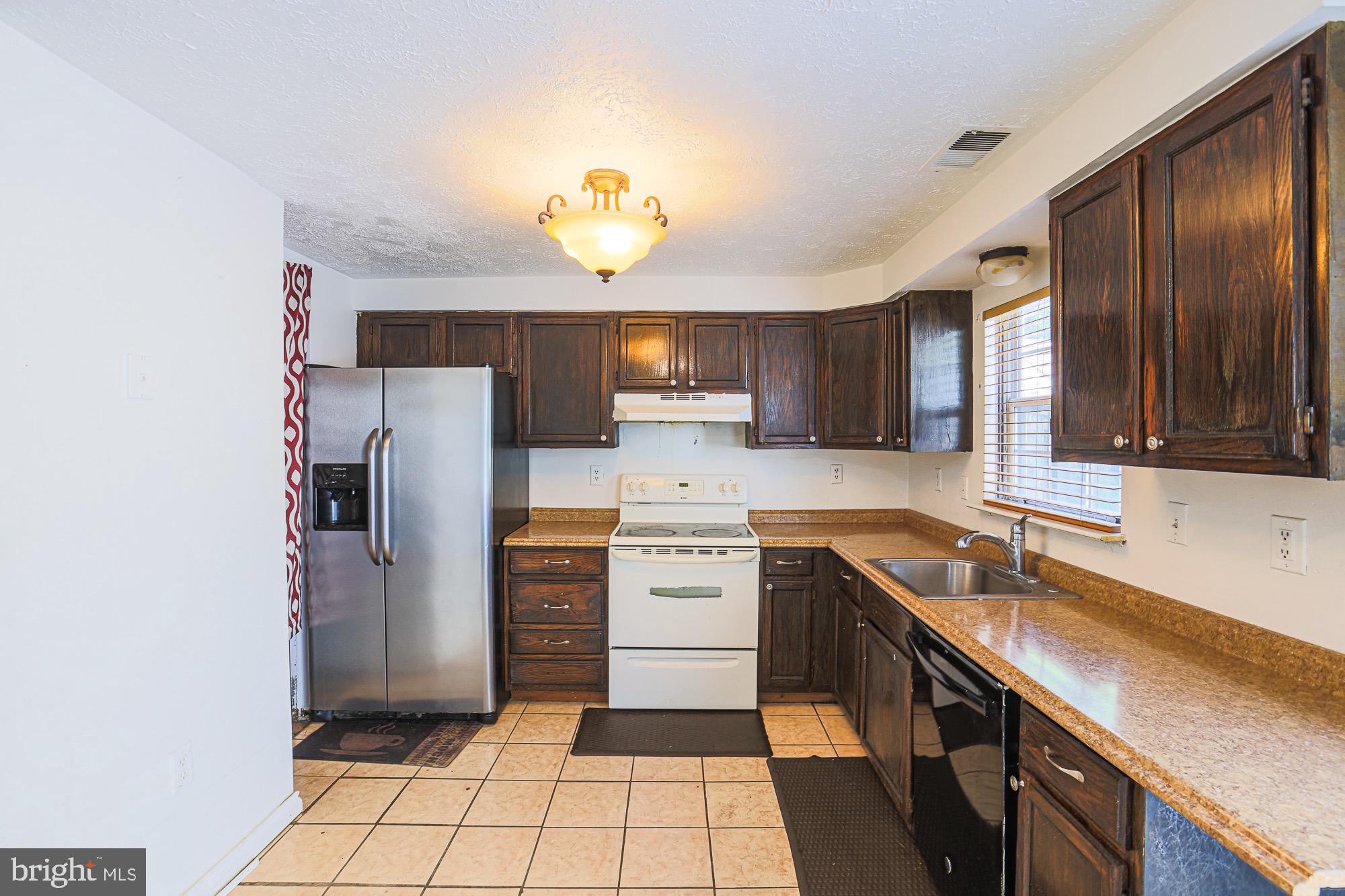 14404 MARLBOROUGH DRIVE
