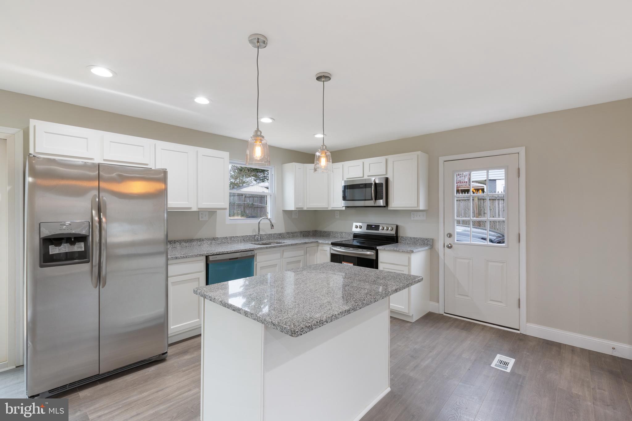 ROLLING ACRES - Residential