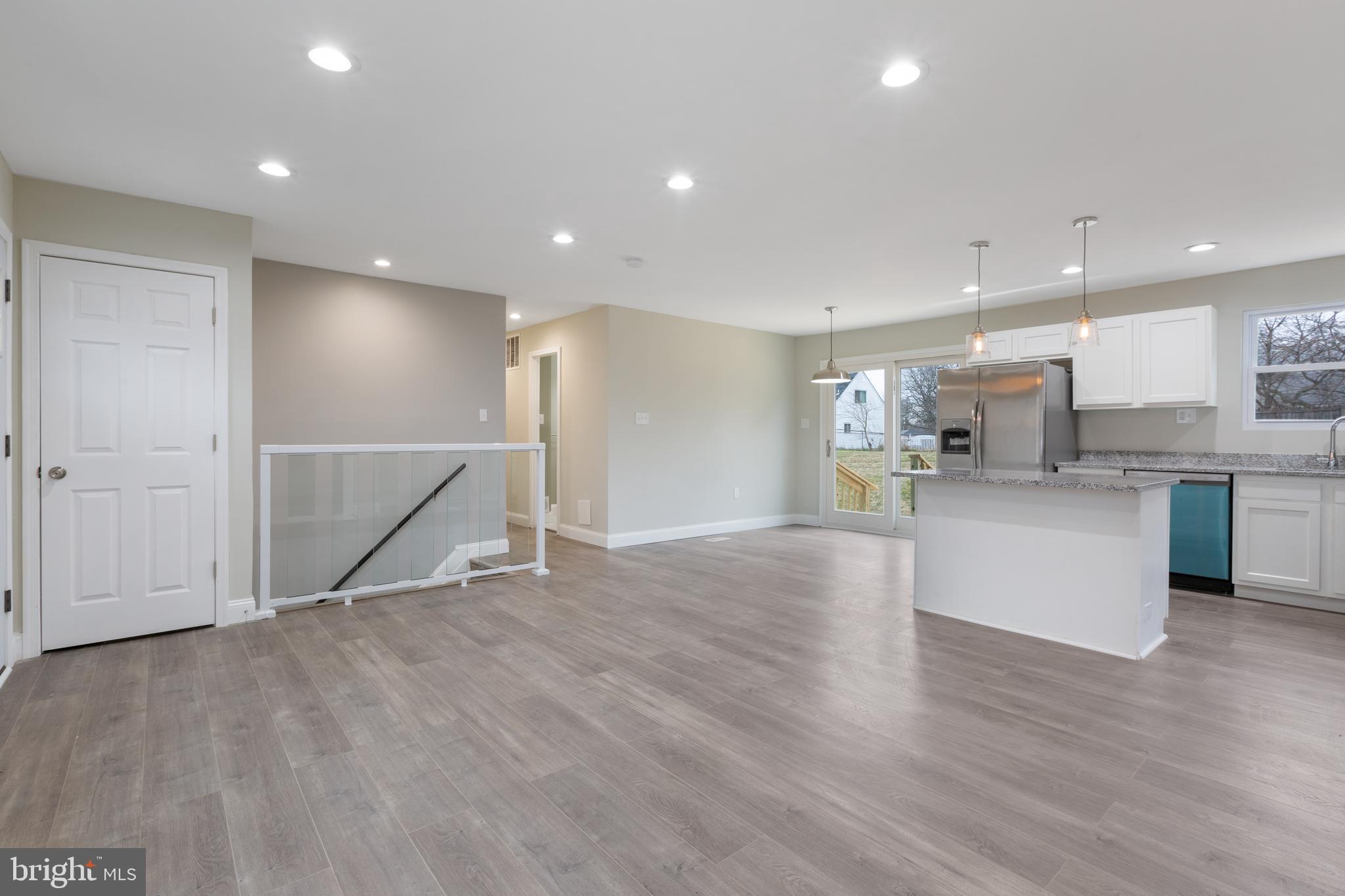 ROLLING ACRES - Residential