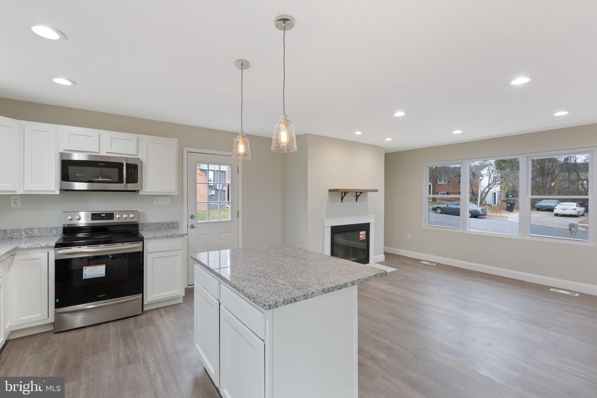 ROLLING ACRES - Residential