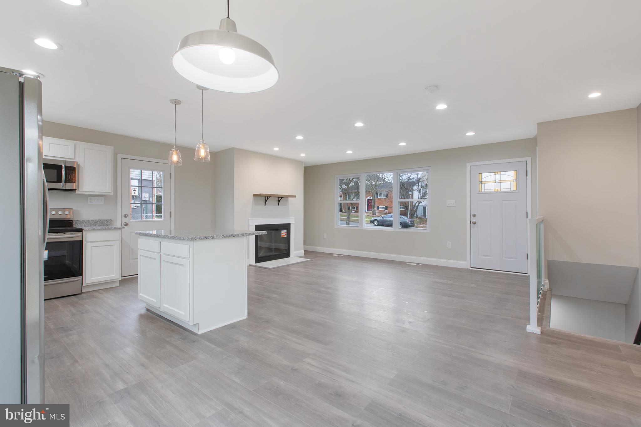 ROLLING ACRES - Residential