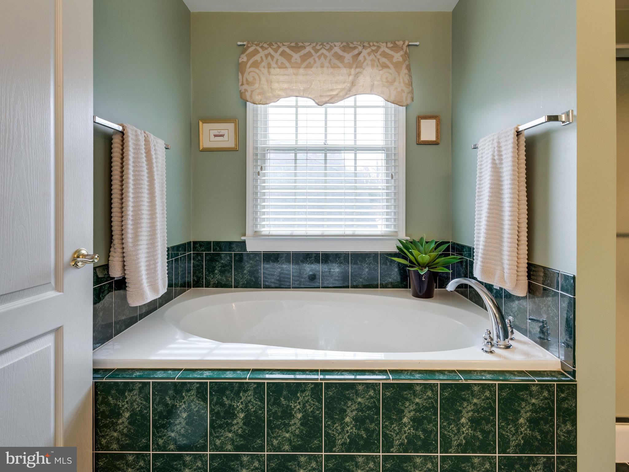 ASHGROVE PLANTATION - Residential