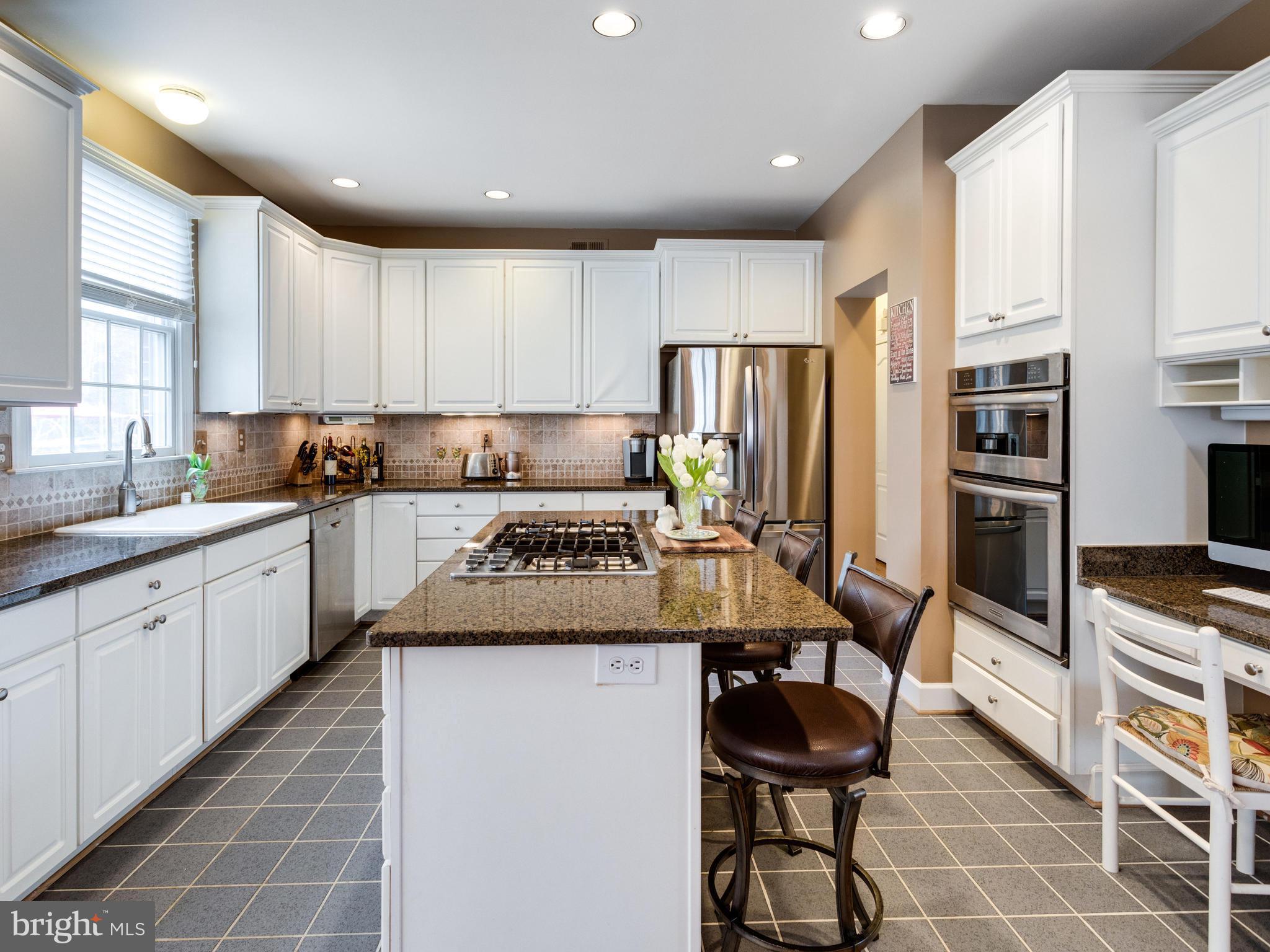 ASHGROVE PLANTATION - Residential