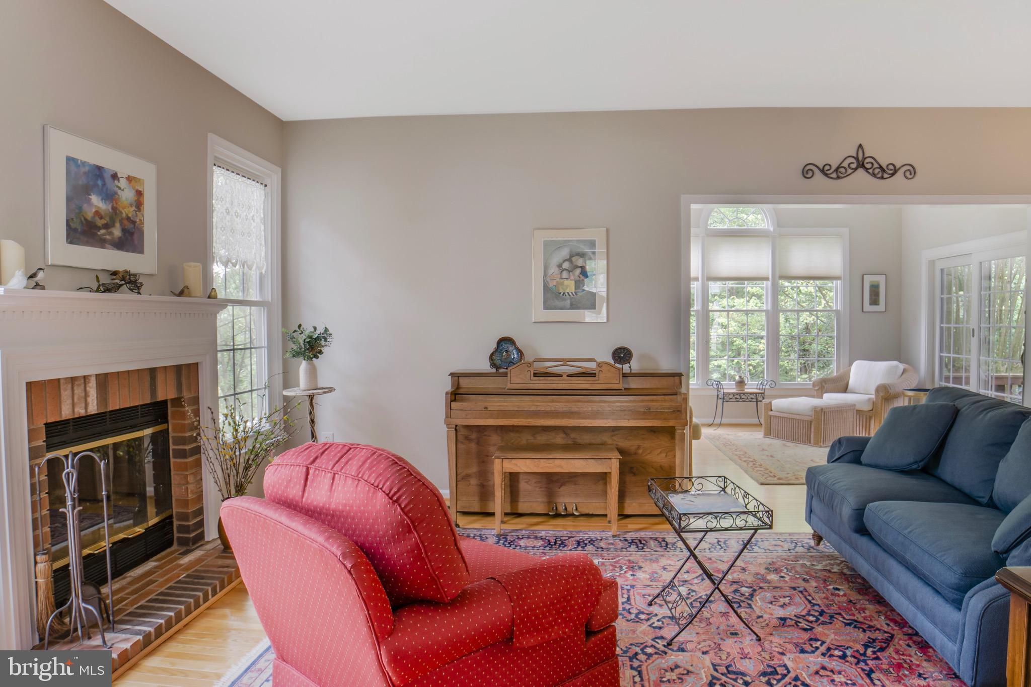 TALL OAKS - Residential