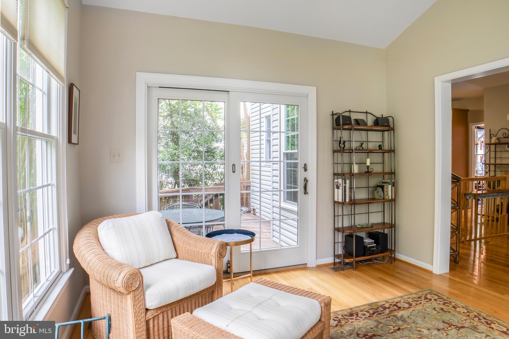 TALL OAKS - Residential