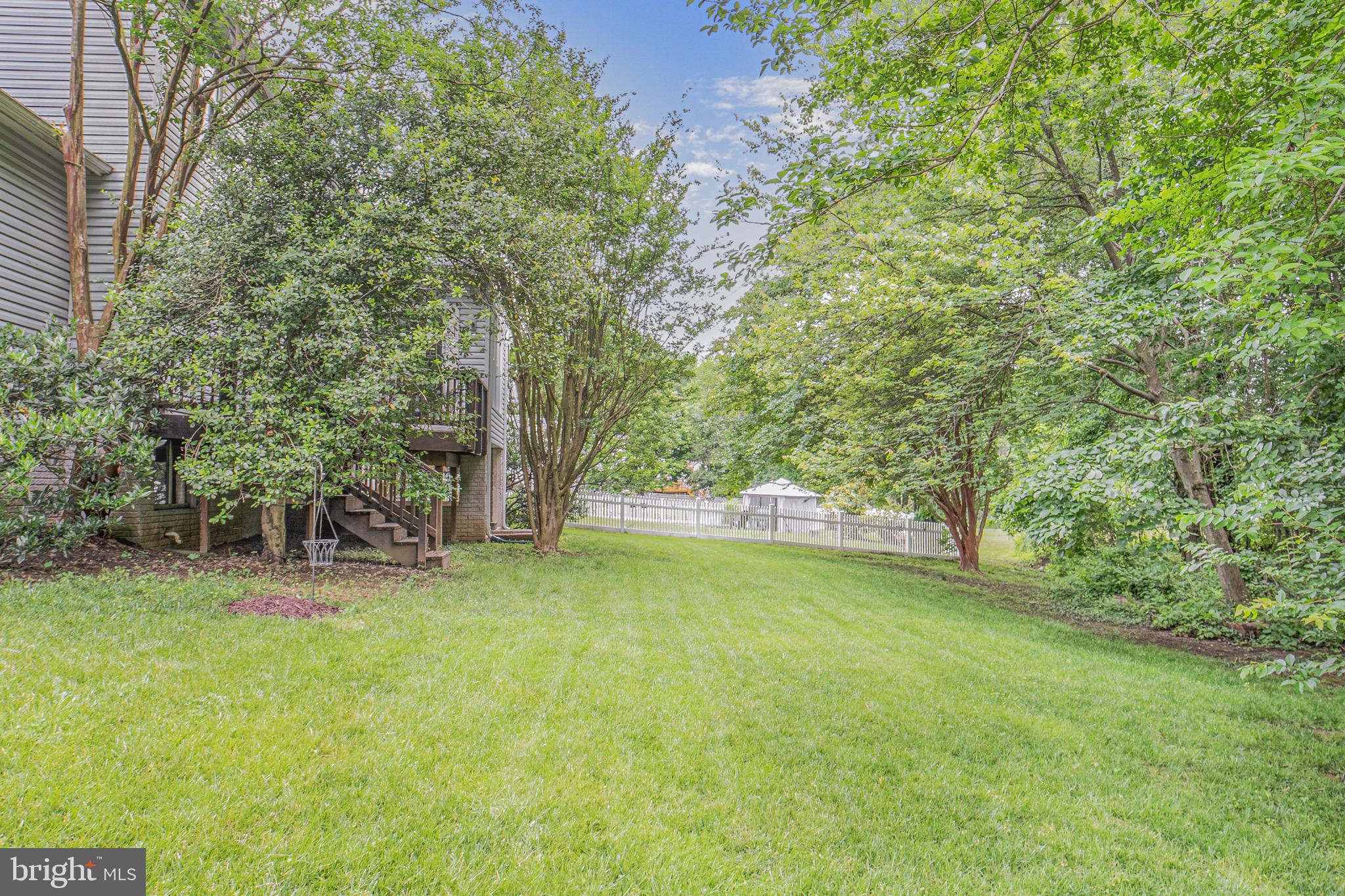 TALL OAKS - Residential