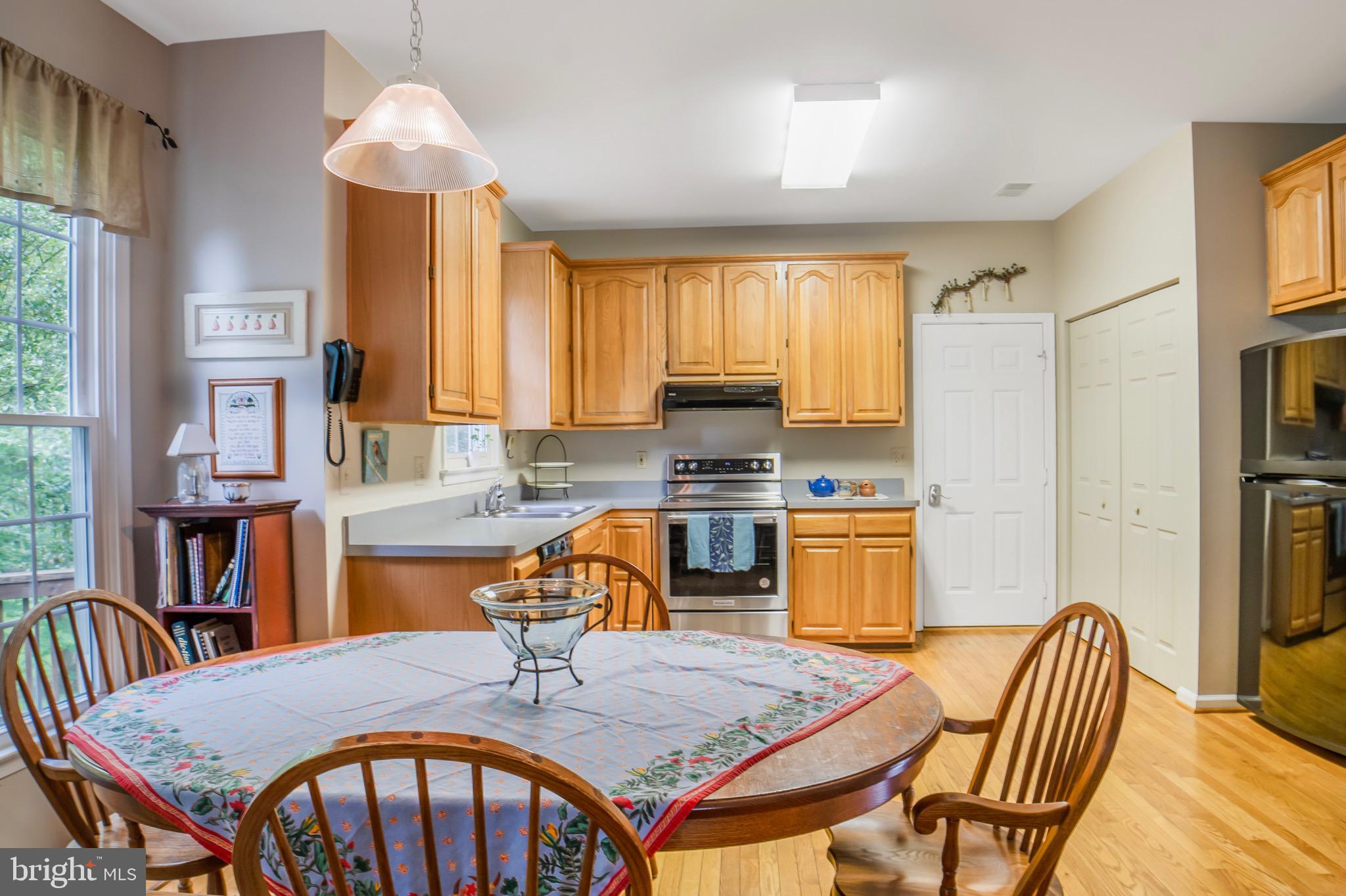 TALL OAKS - Residential