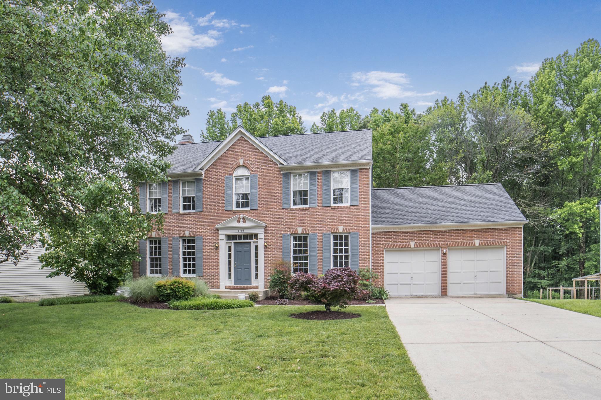 TALL OAKS - Residential