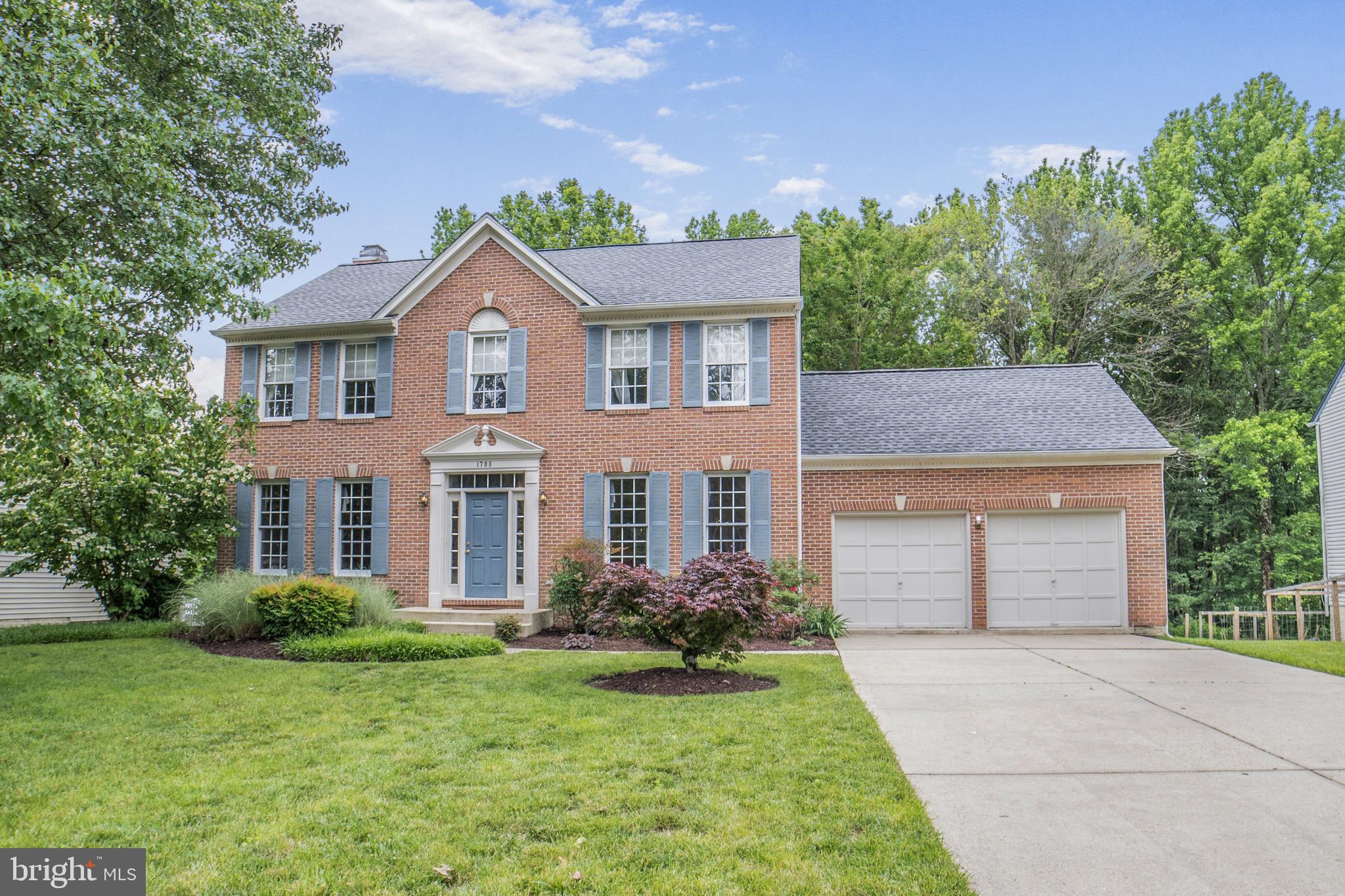 TALL OAKS - Residential