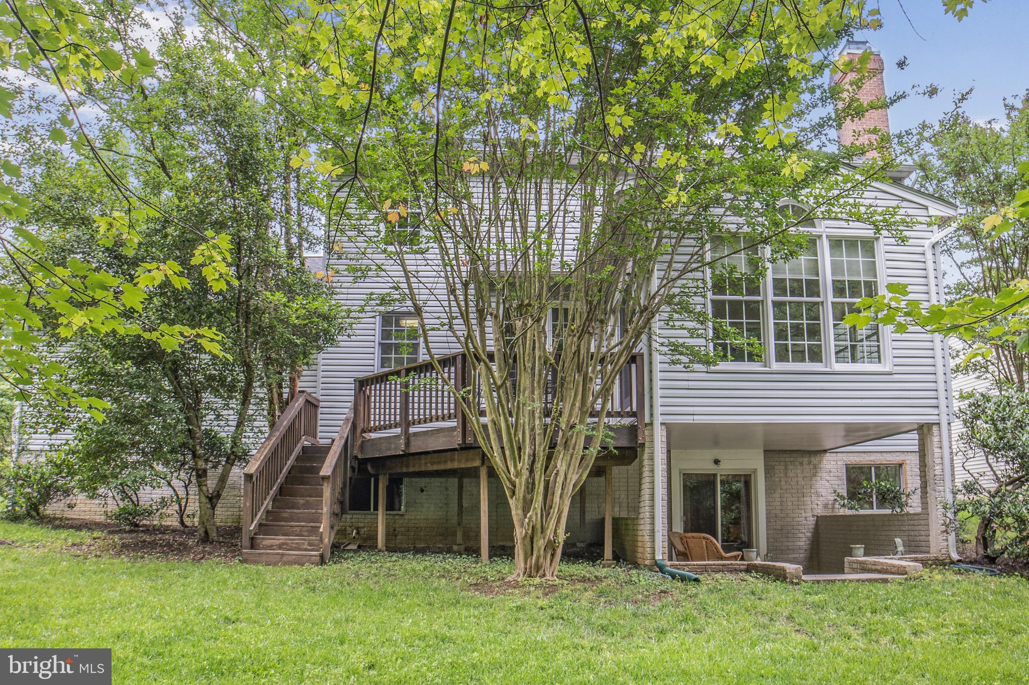 TALL OAKS - Residential