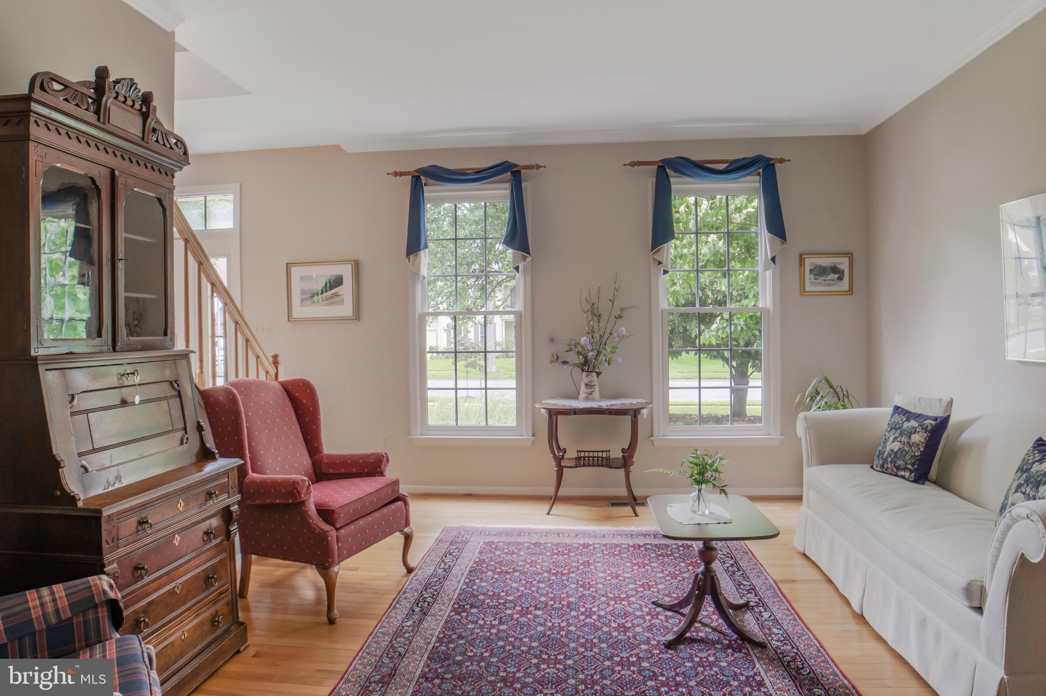 TALL OAKS - Residential