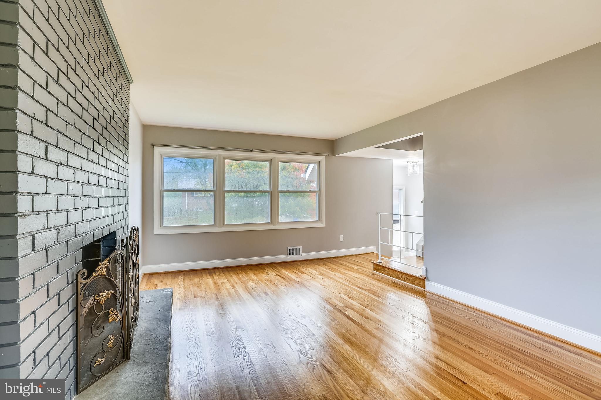 ASPEN HILL PARK - Residential Lease