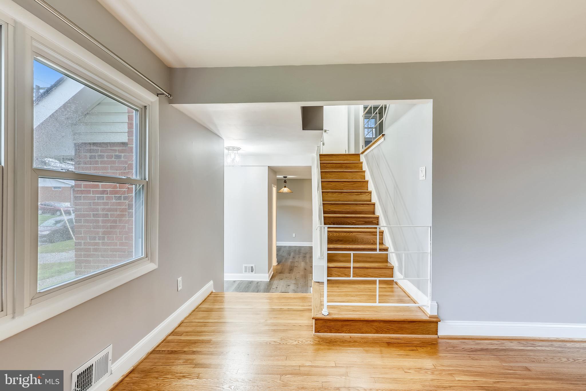 ASPEN HILL PARK - Residential Lease