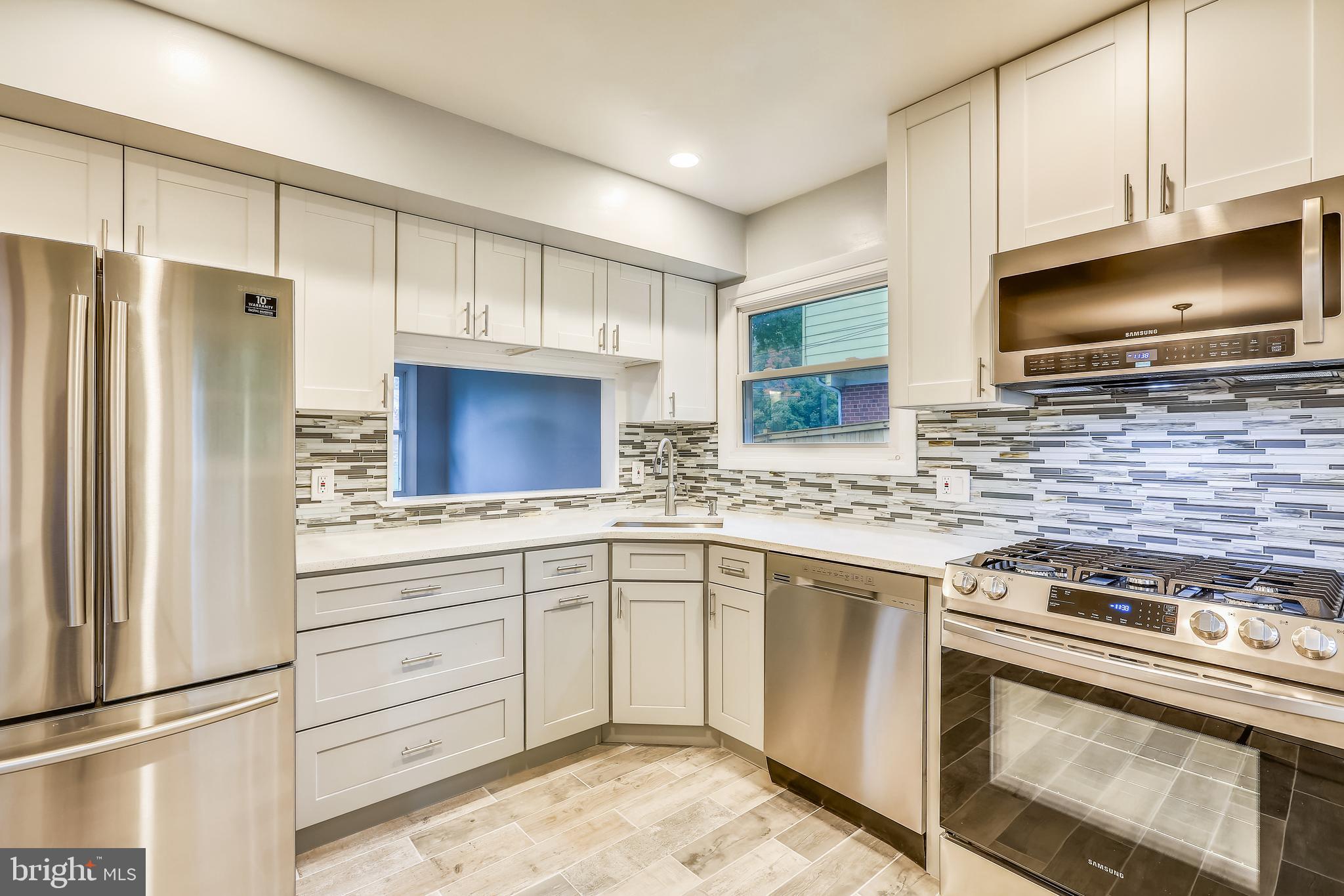 ASPEN HILL PARK - Residential Lease