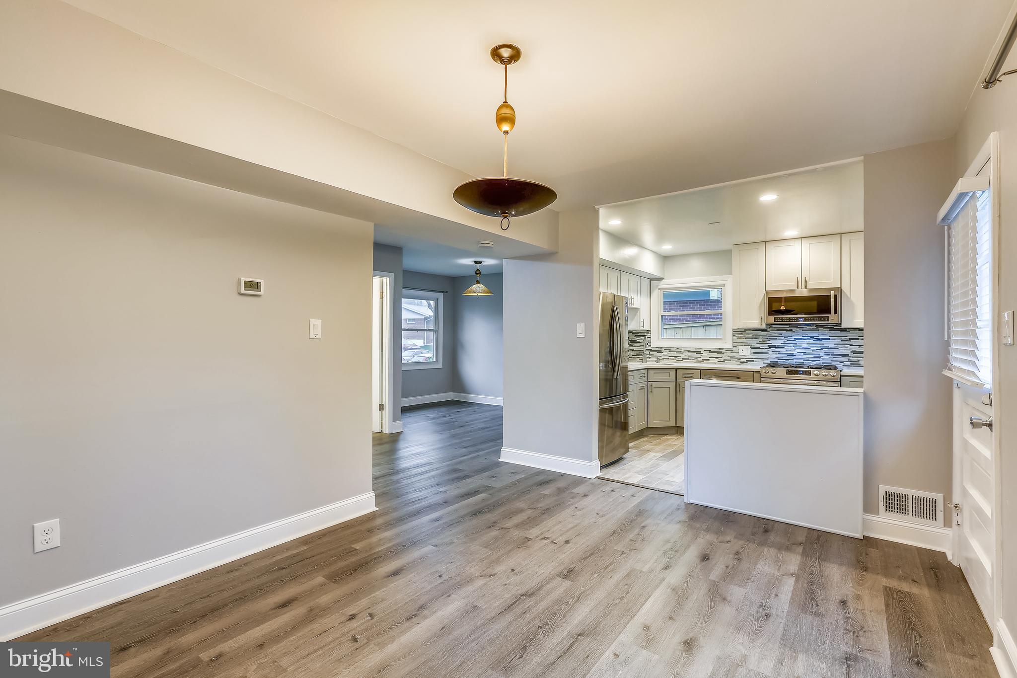 ASPEN HILL PARK - Residential Lease