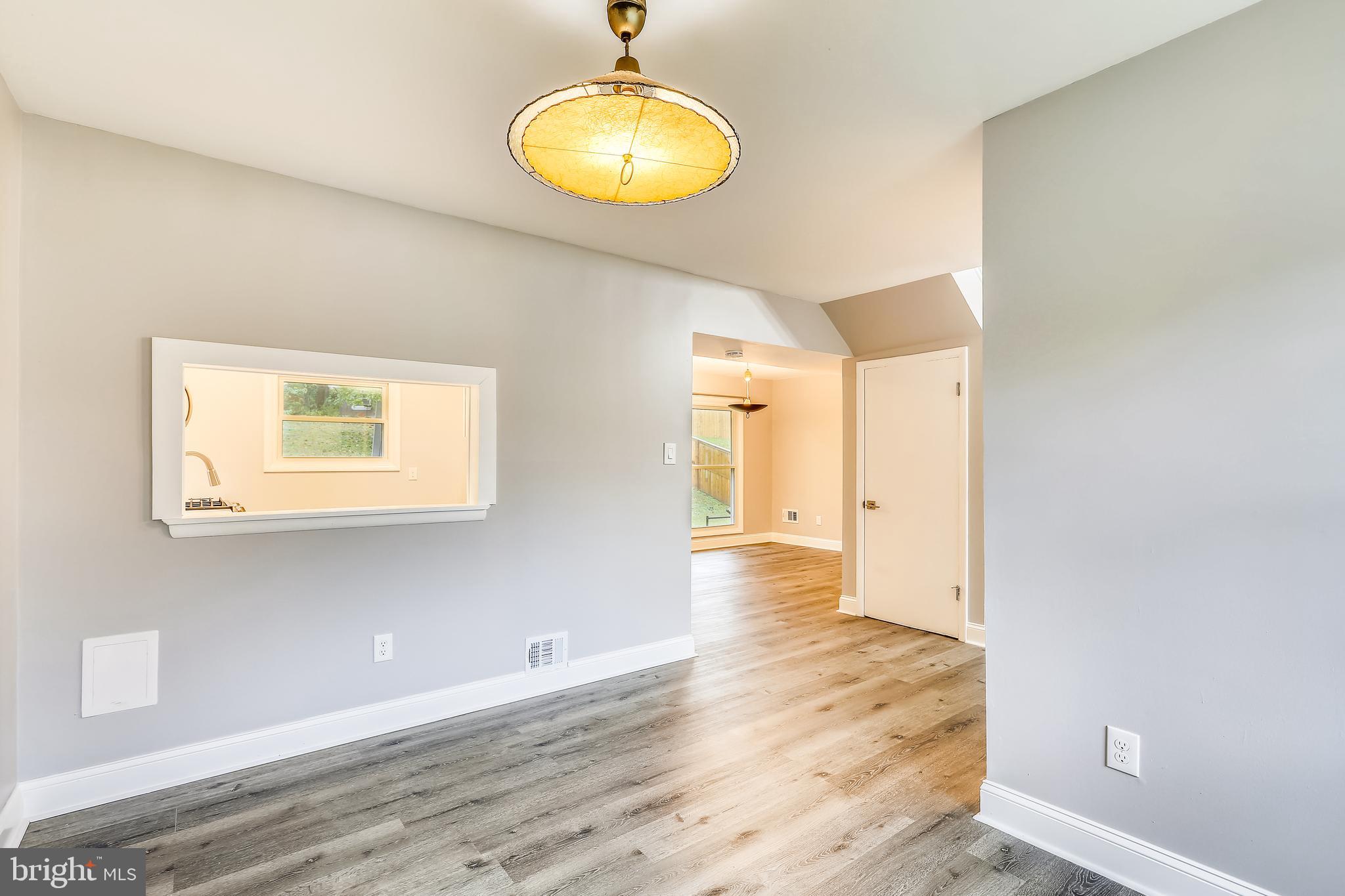 ASPEN HILL PARK - Residential Lease