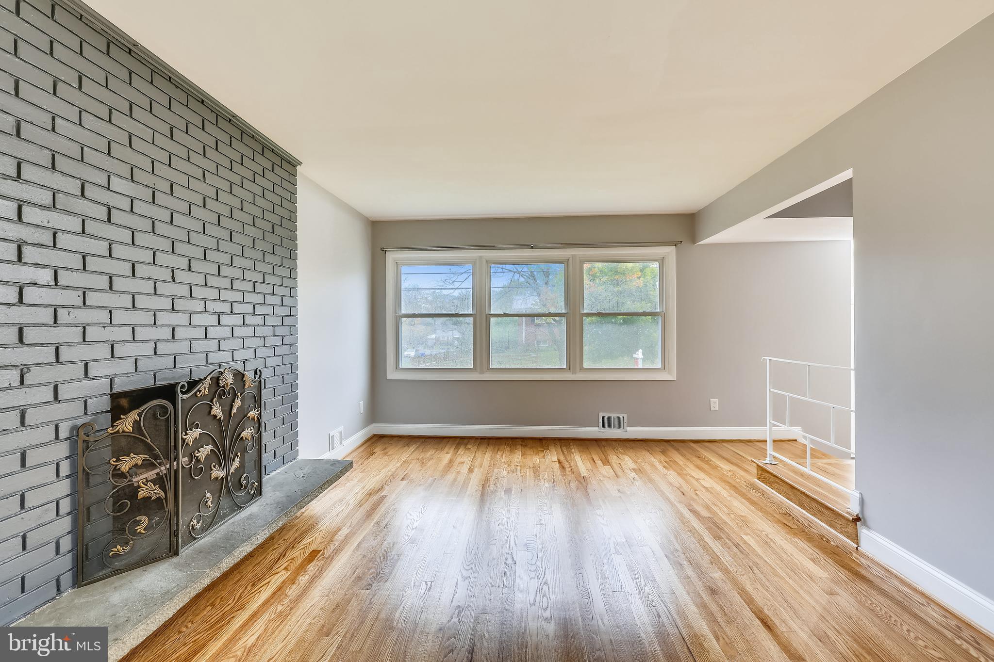 ASPEN HILL PARK - Residential Lease