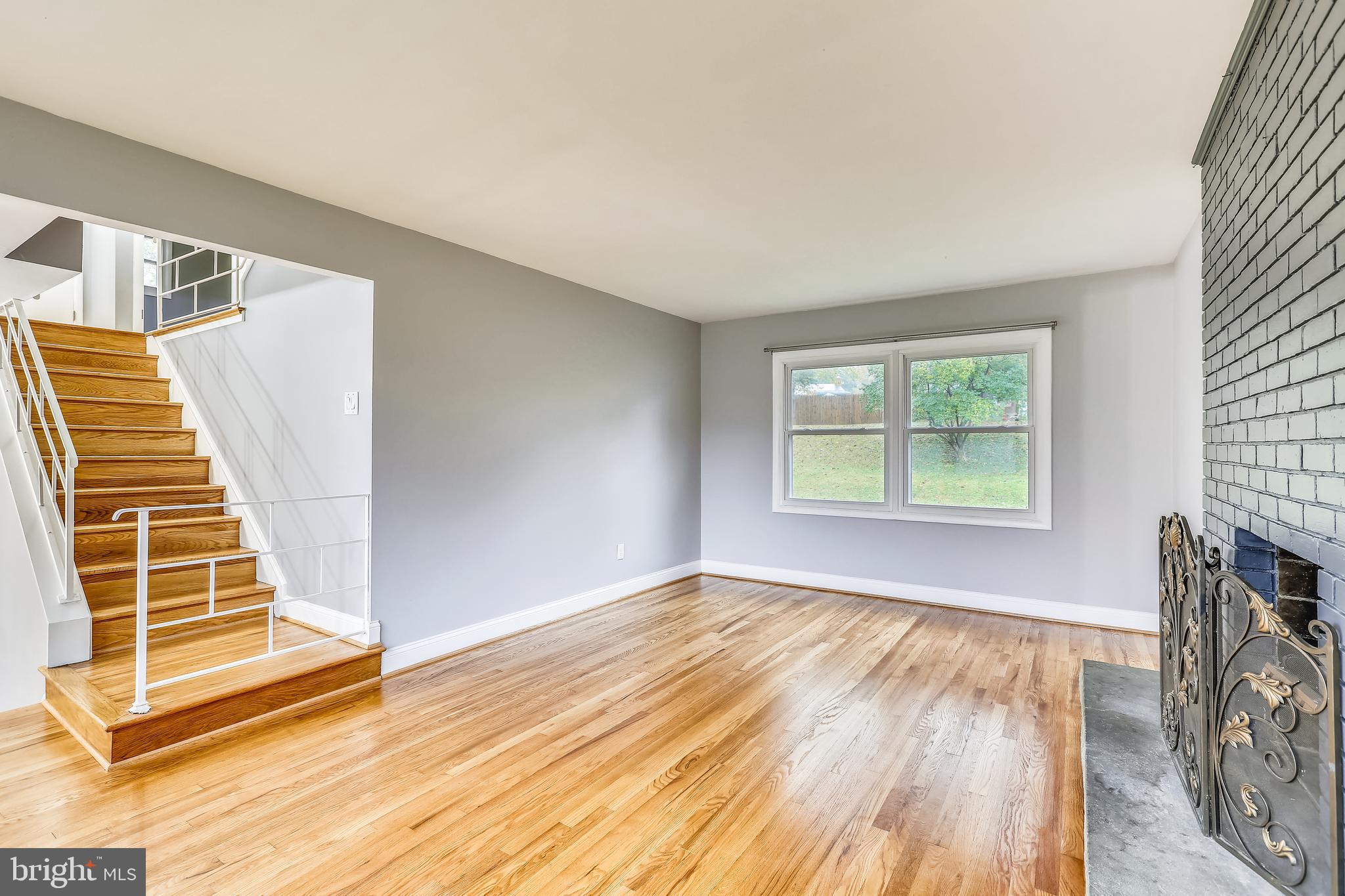 ASPEN HILL PARK - Residential Lease