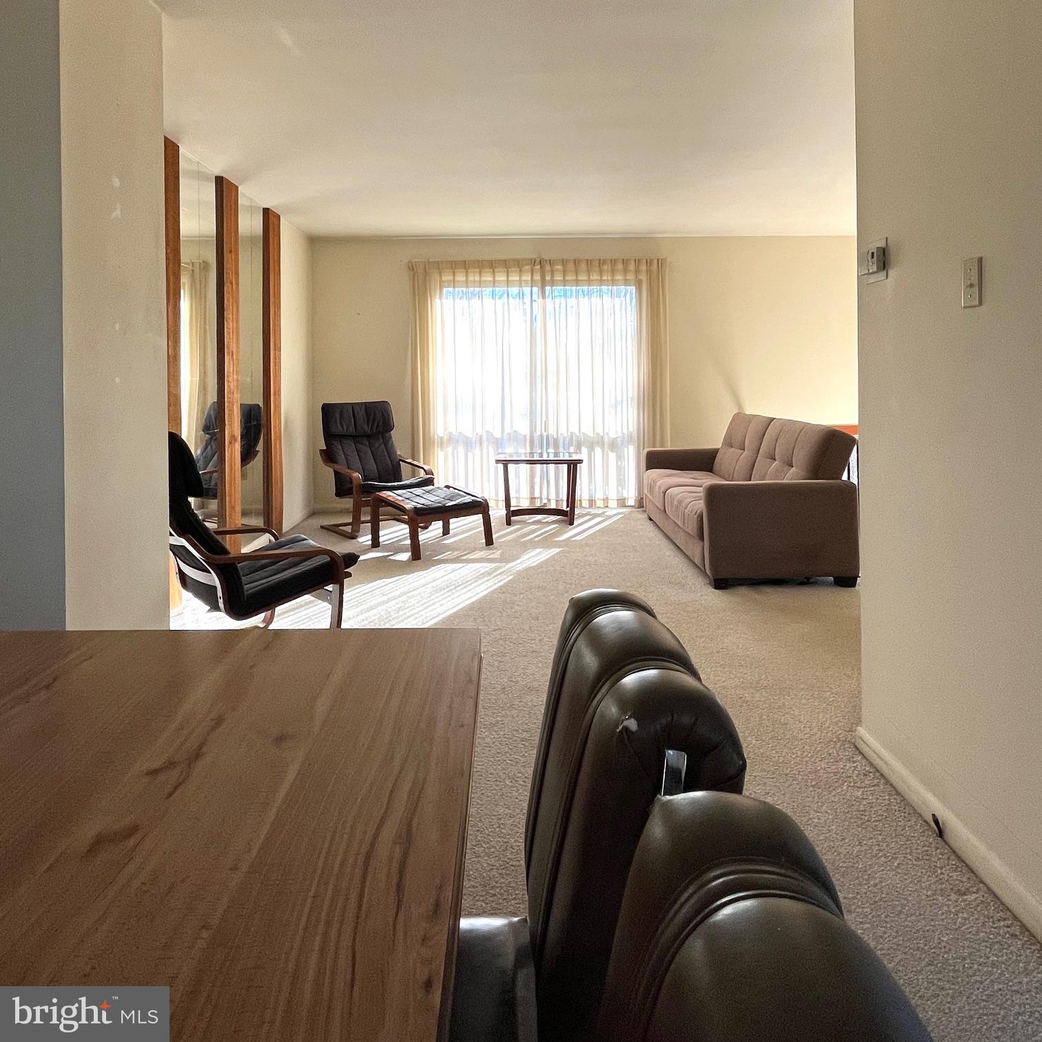 OAKLAND MILLS - Residential