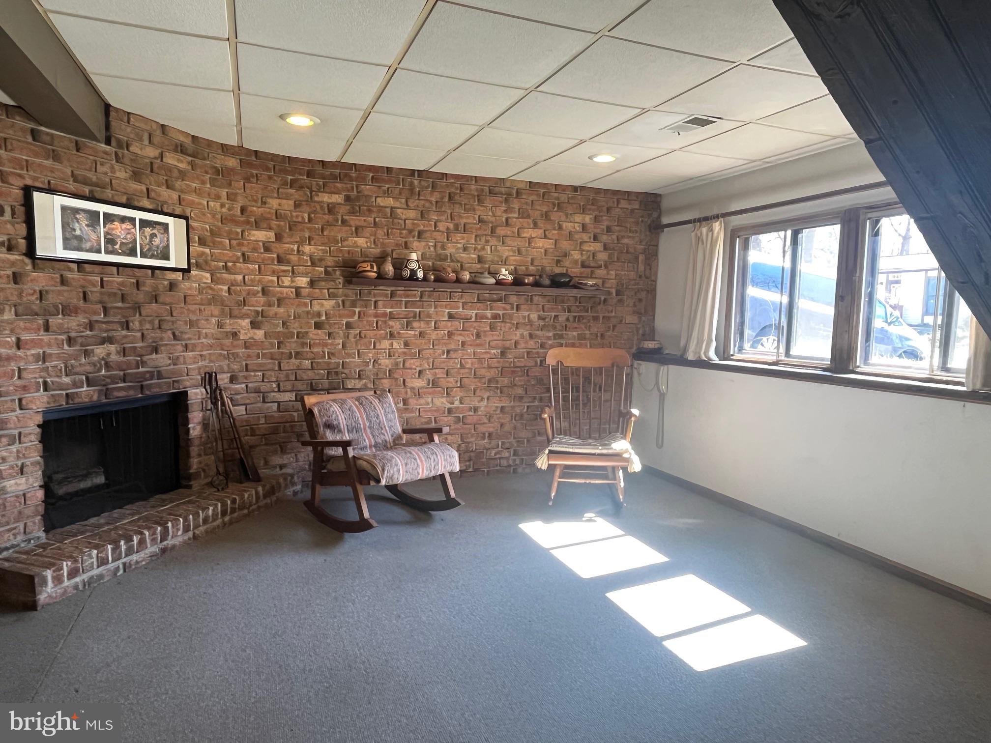 OAKLAND MILLS - Residential