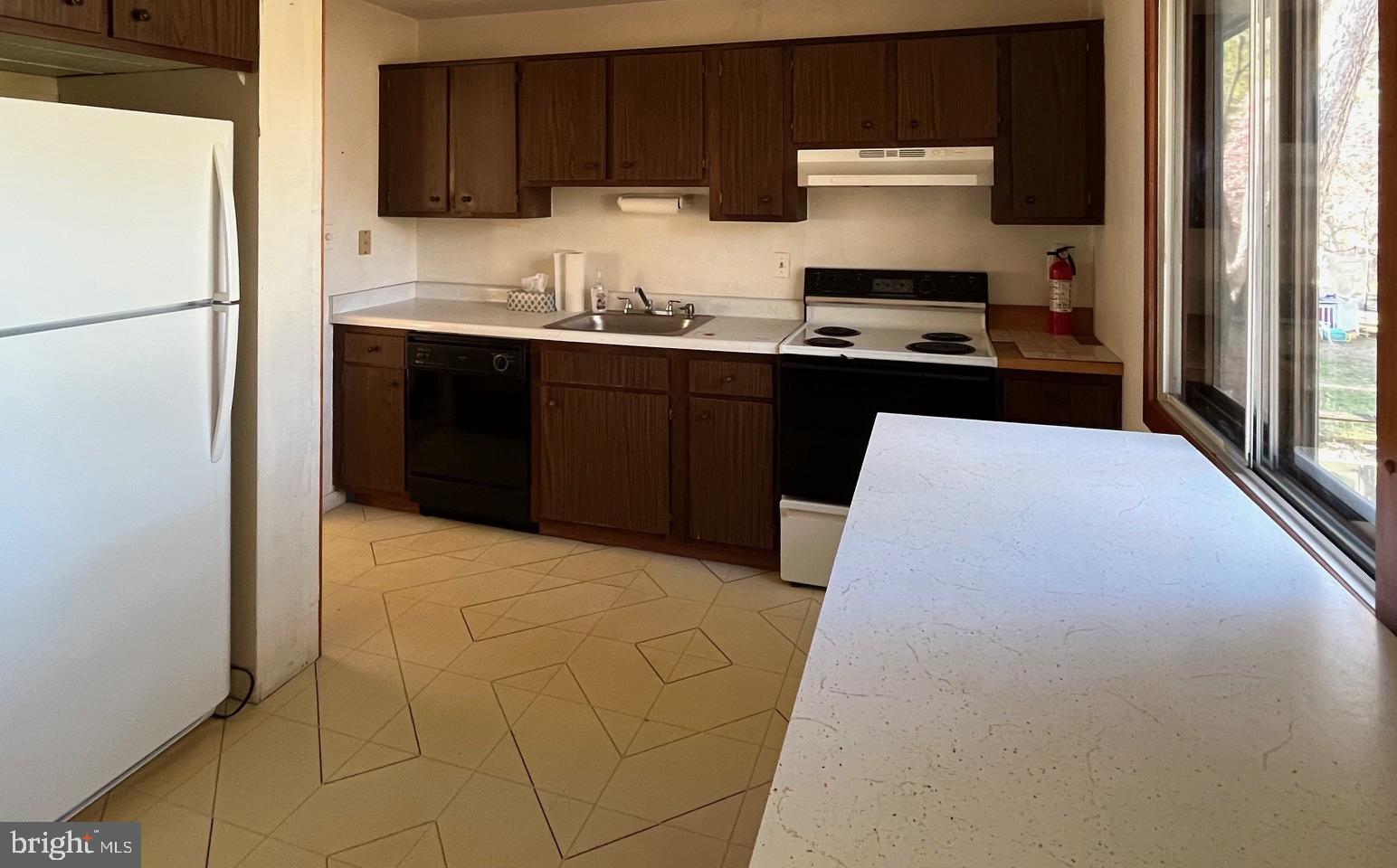 OAKLAND MILLS - Residential