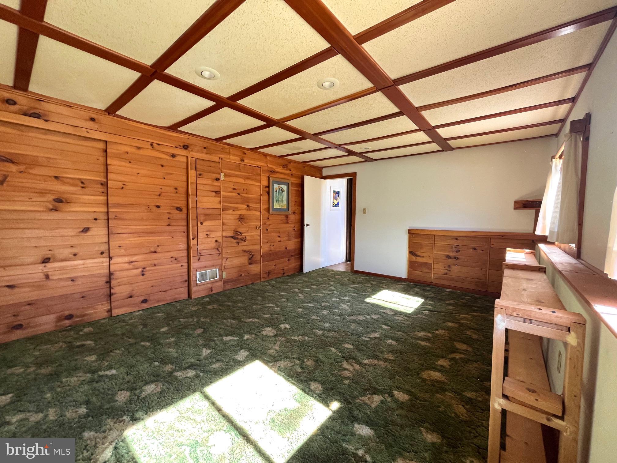 OAKLAND MILLS - Residential