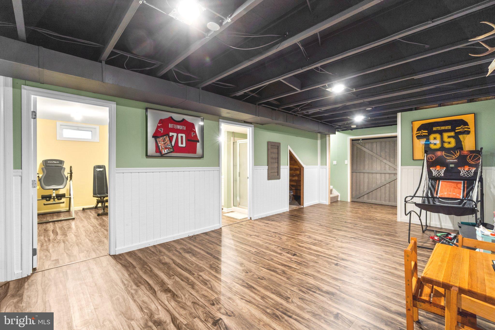 VILLAS AT WESTWINDS - Residential