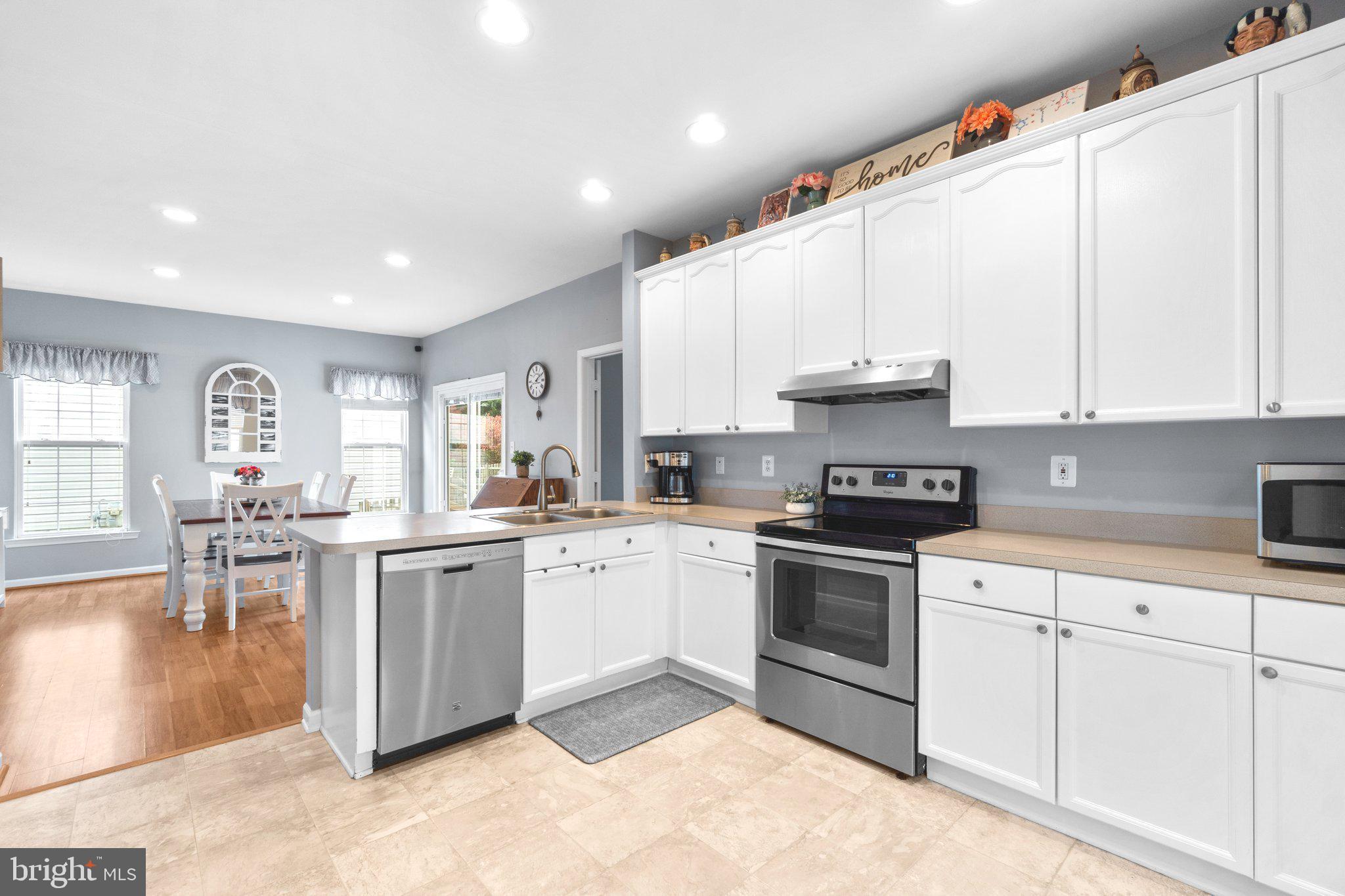 VILLAS AT WESTWINDS - Residential